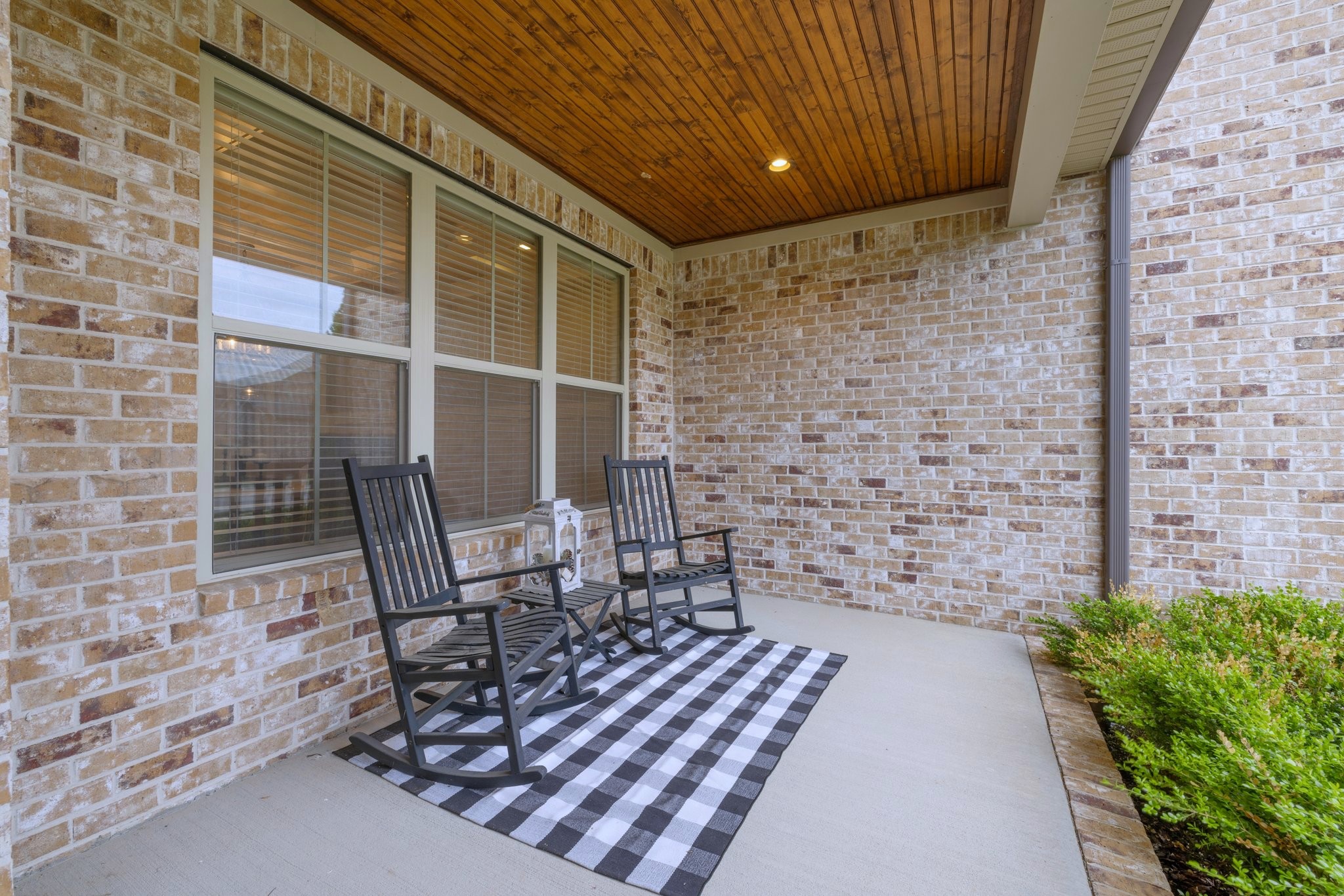 2061 Autumn Ridge Way