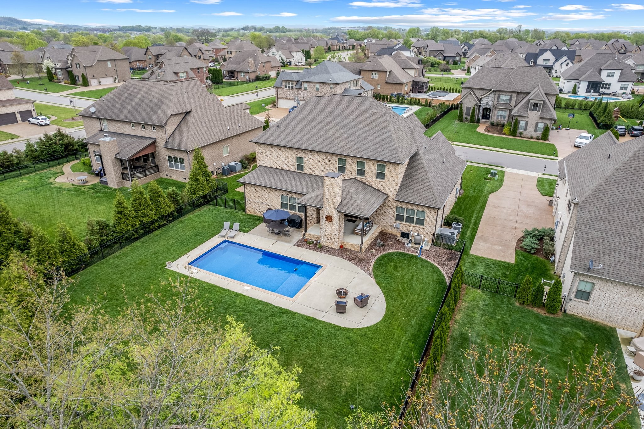 2061 Autumn Ridge Way