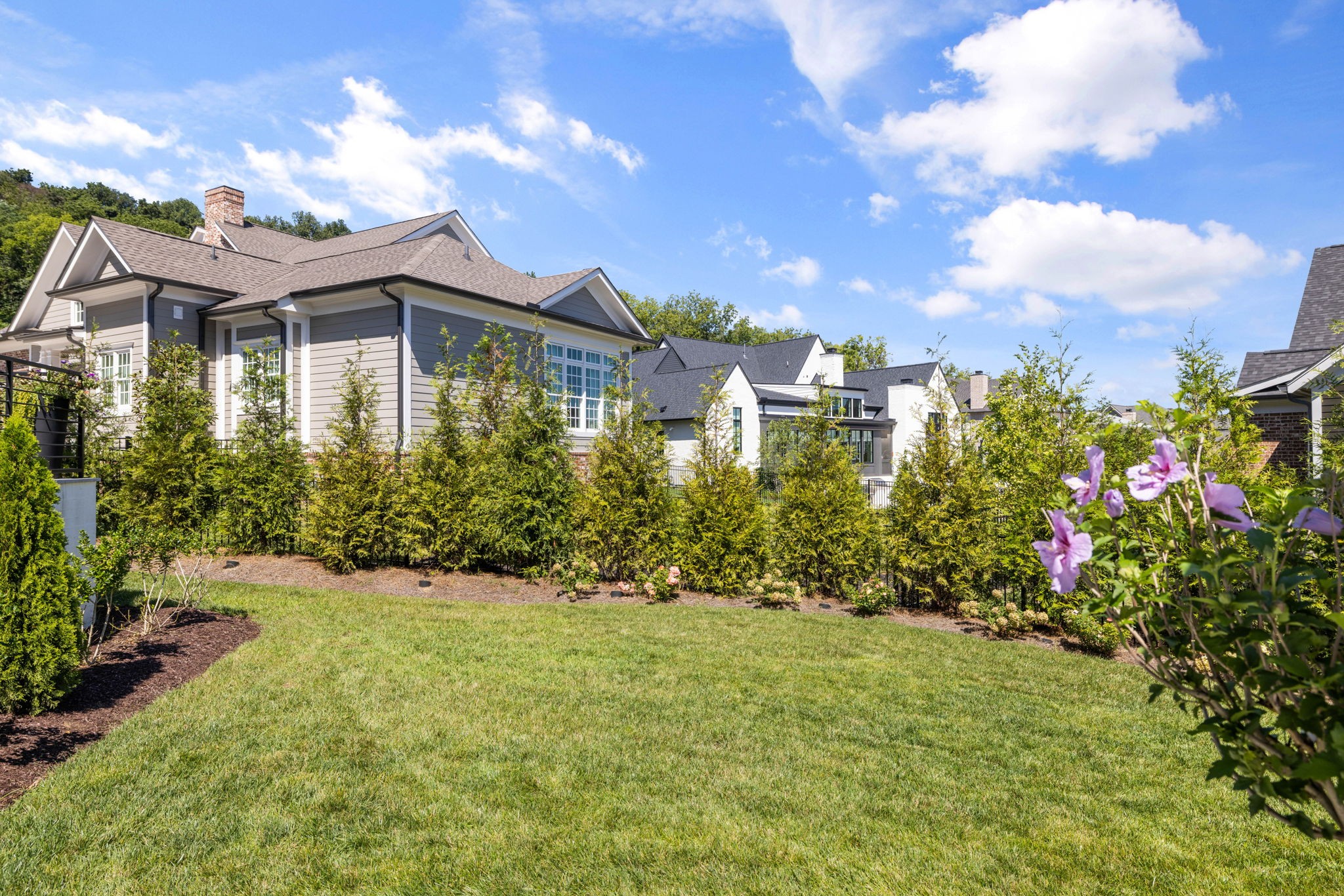 836 Cheltenham Ave