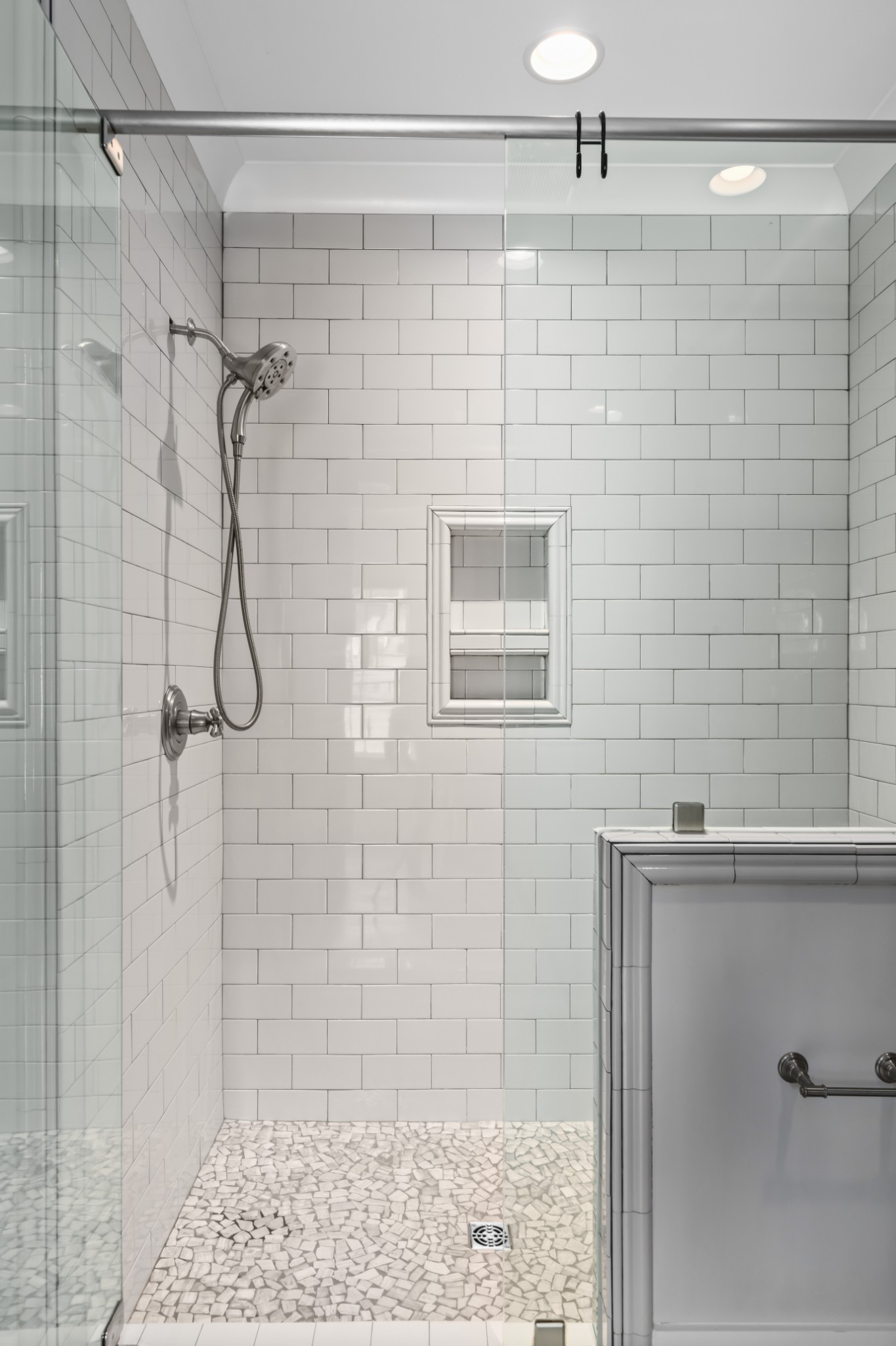 1400 Montmorenci Pass