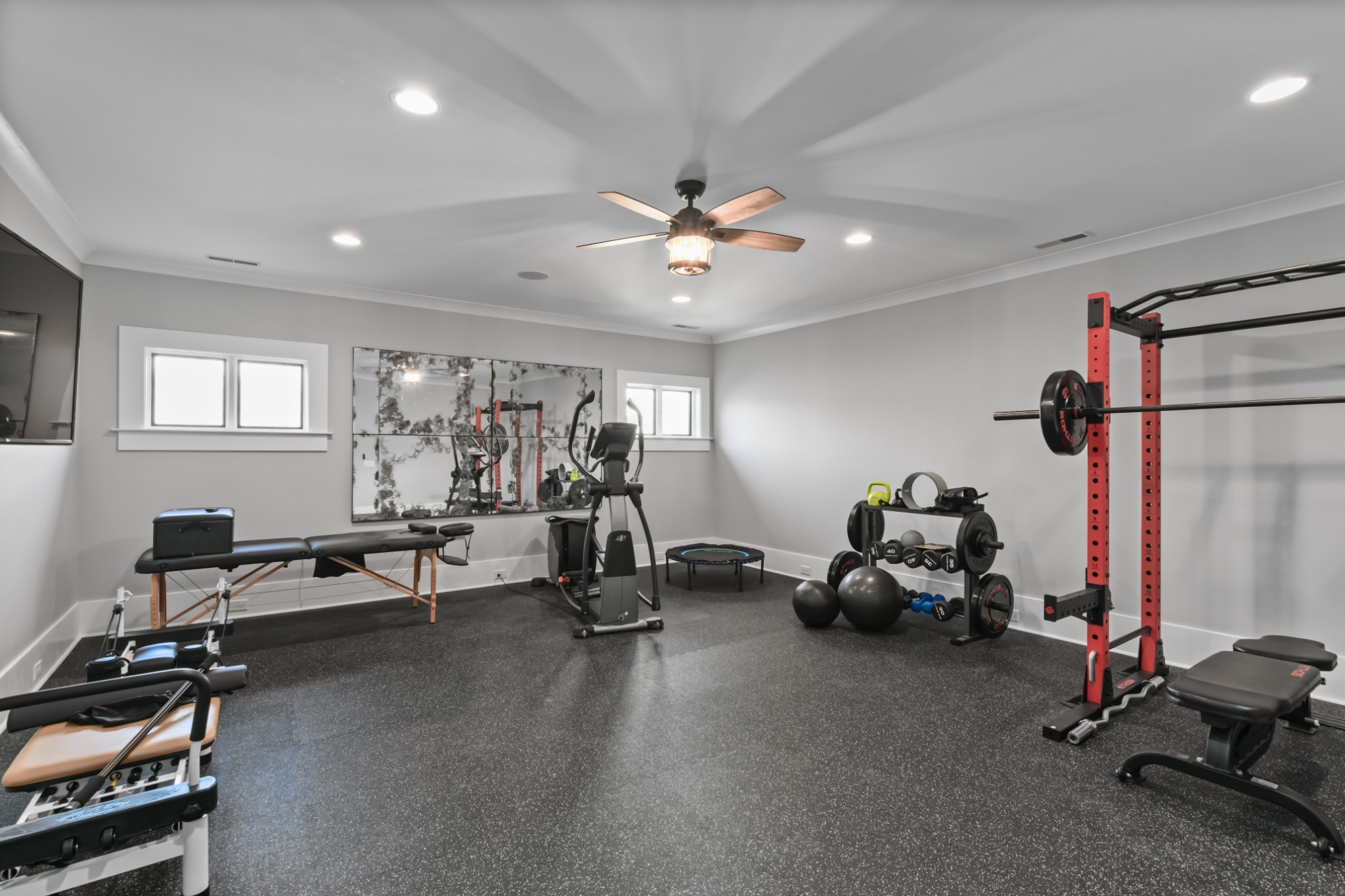 1400 Montmorenci Pass