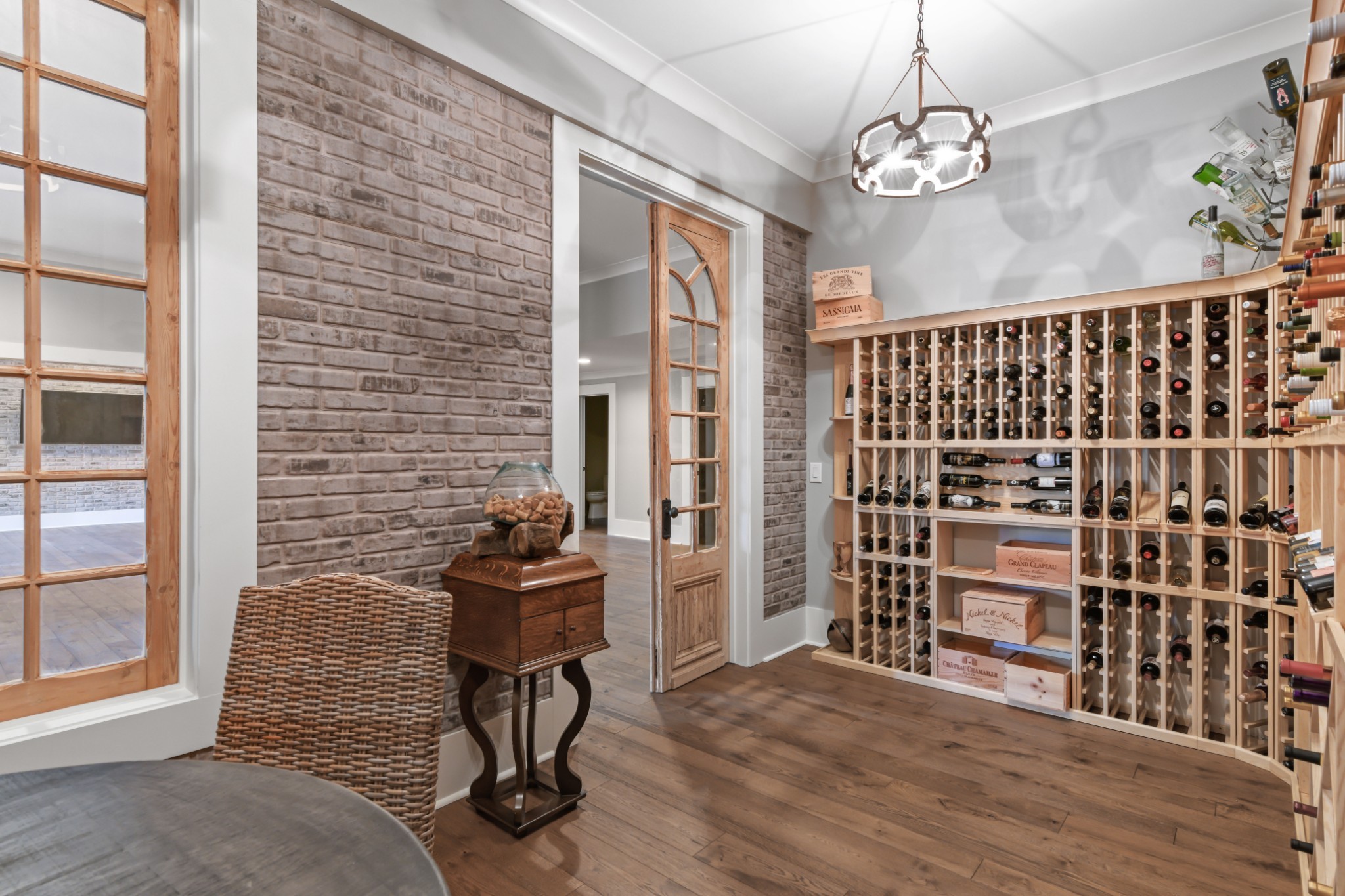 1400 Montmorenci Pass