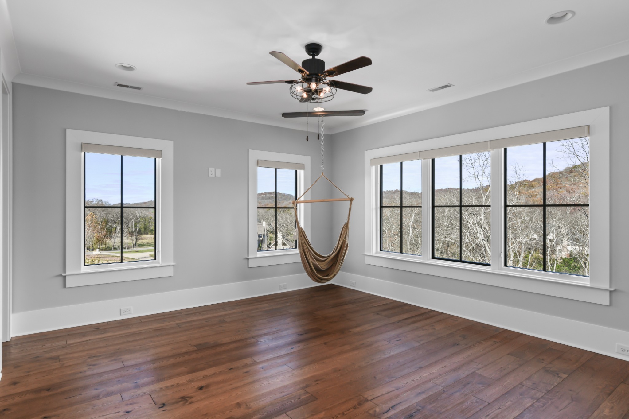 1400 Montmorenci Pass