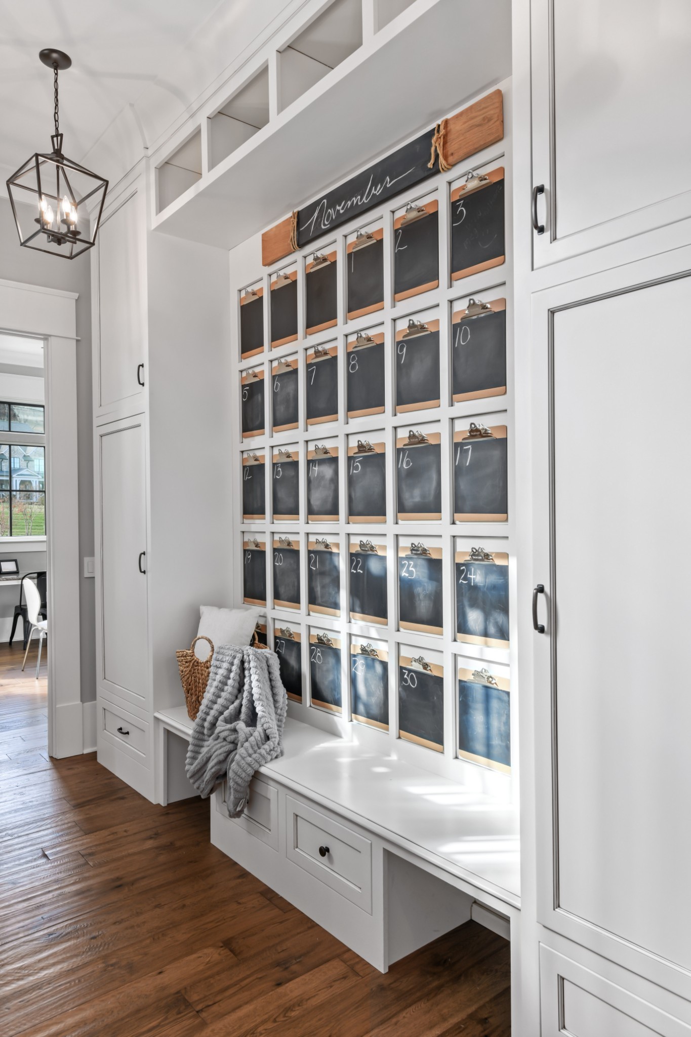 1400 Montmorenci Pass