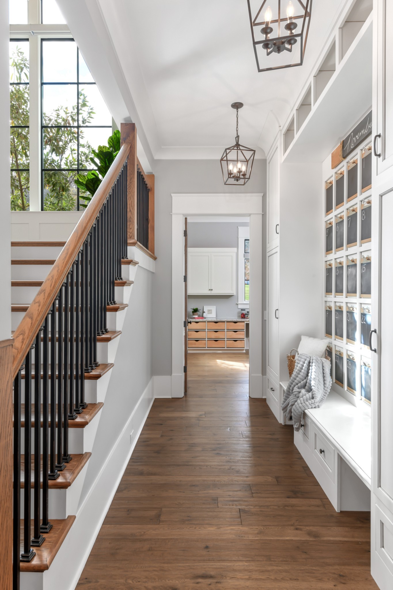 1400 Montmorenci Pass