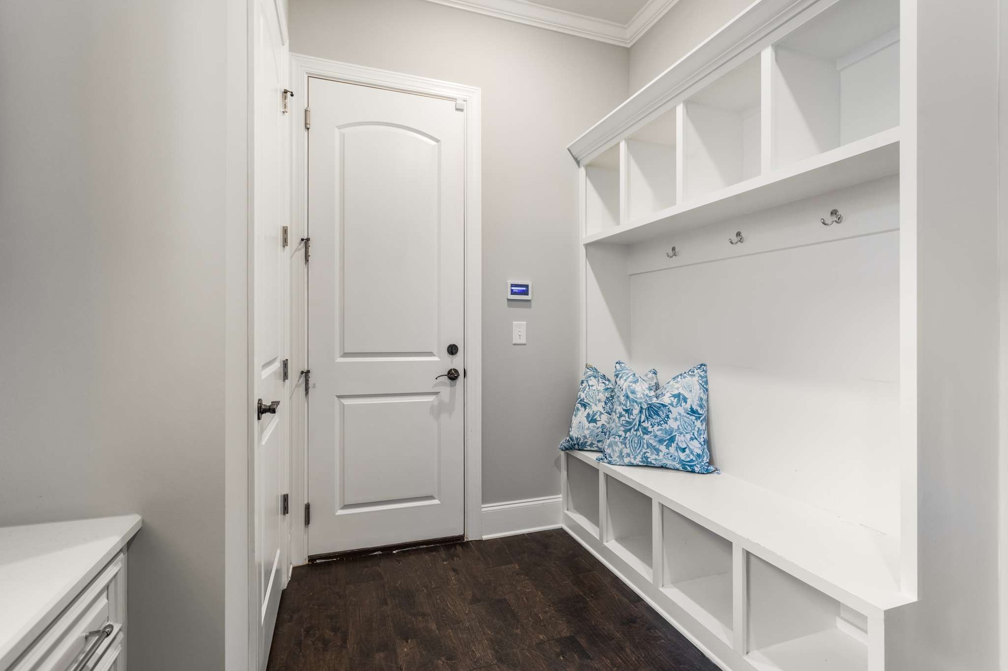 278 Stephens Valley Blvd