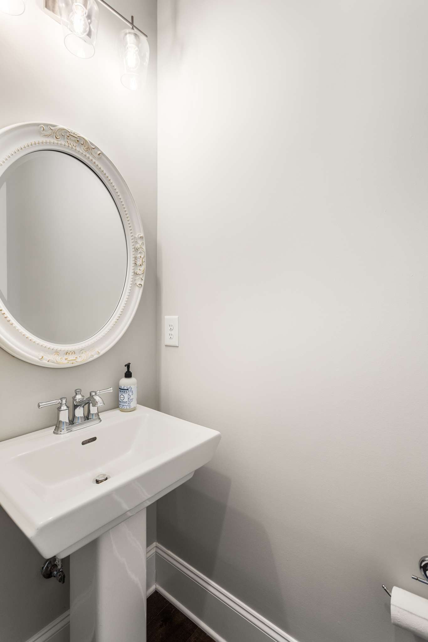 278 Stephens Valley Blvd