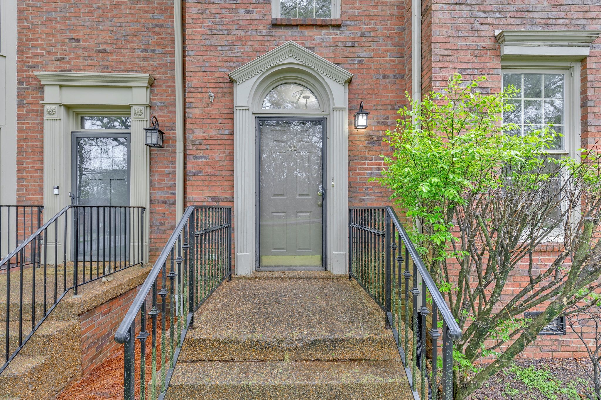 102 Jamestown Green Ct