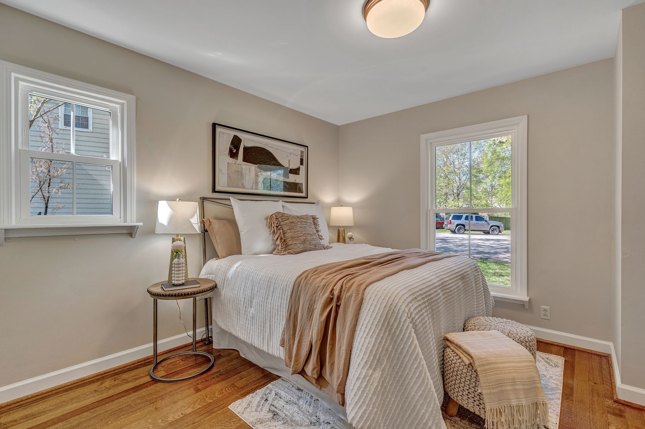 1922 Redbud Ct