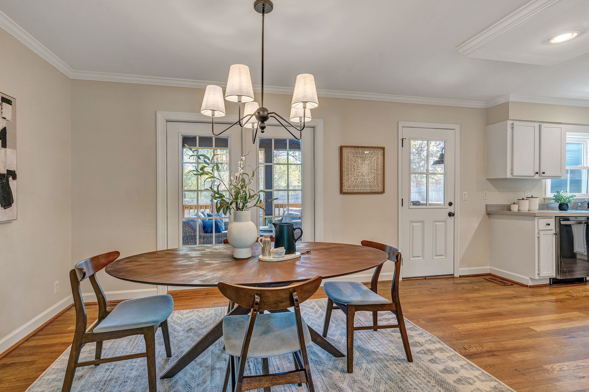 1922 Redbud Ct