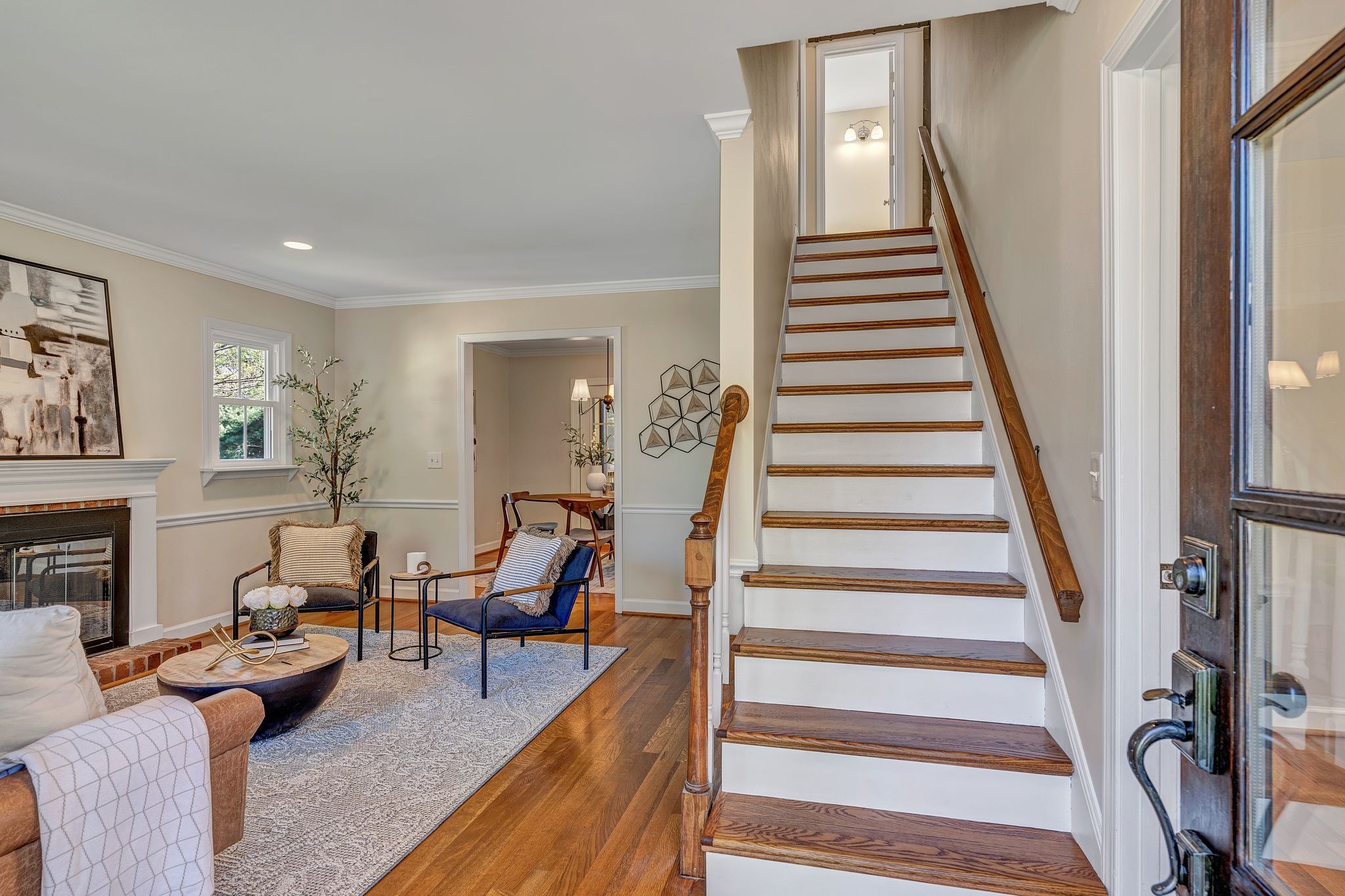 1922 Redbud Ct