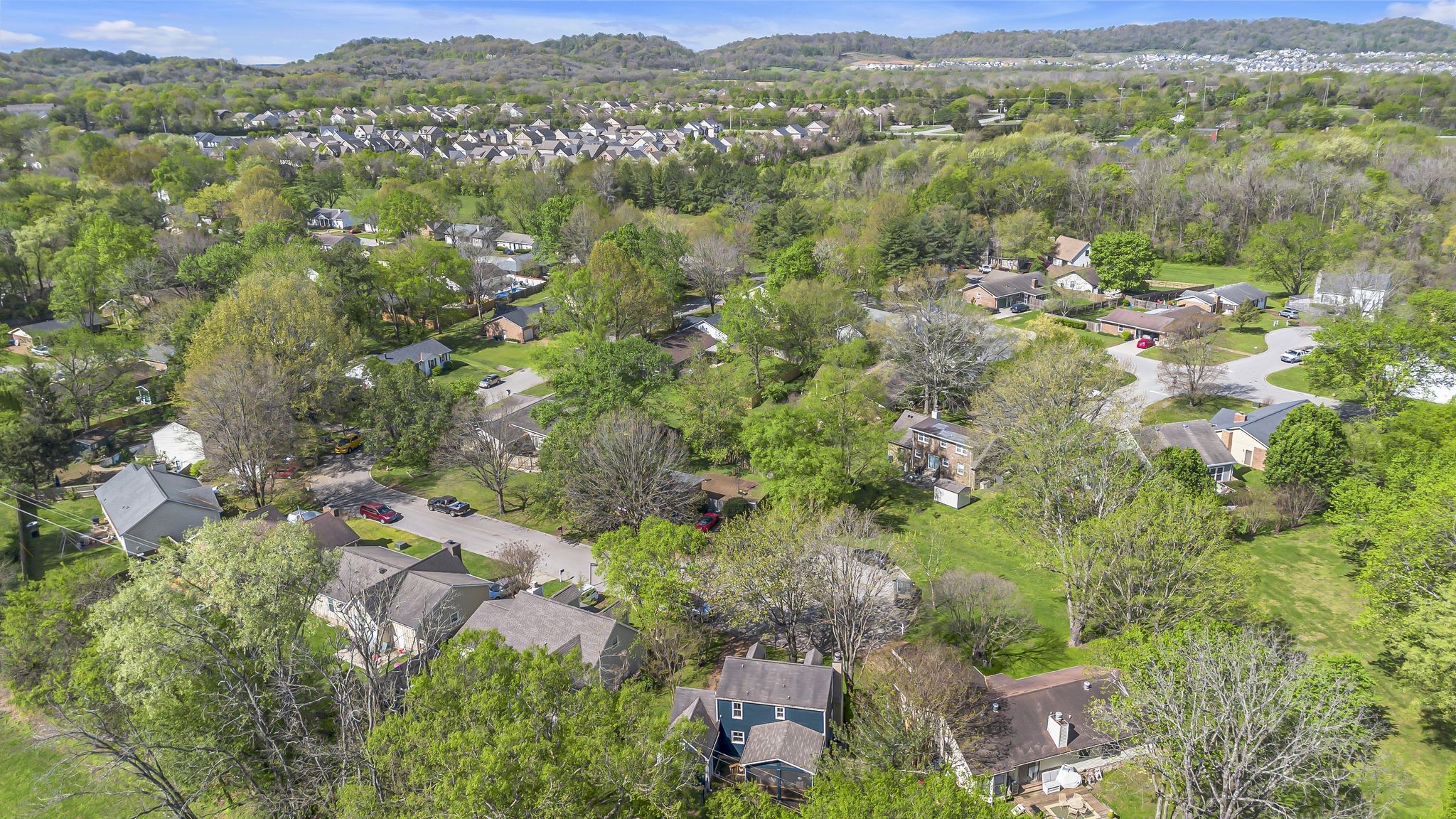 1922 Redbud Ct