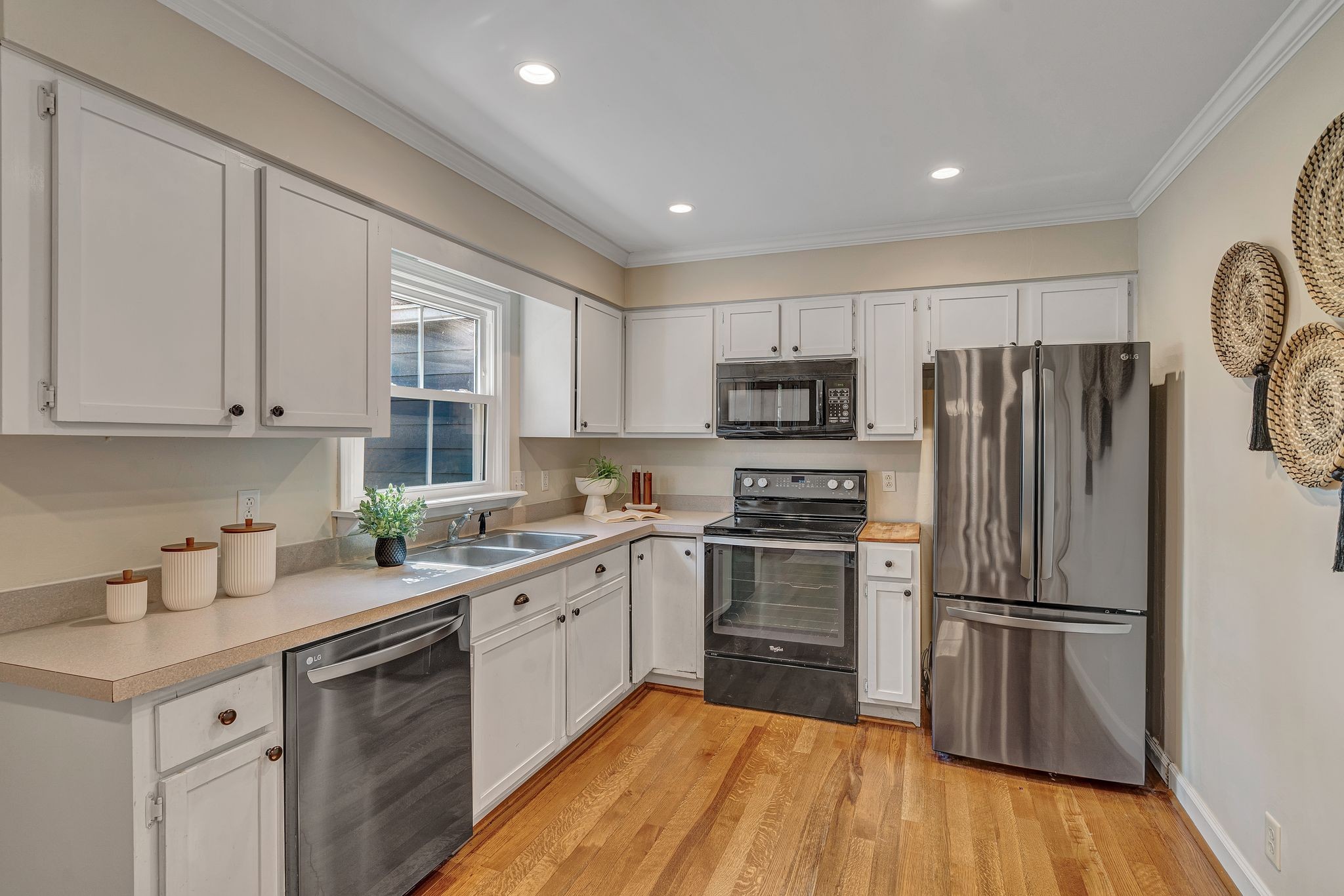 1922 Redbud Ct