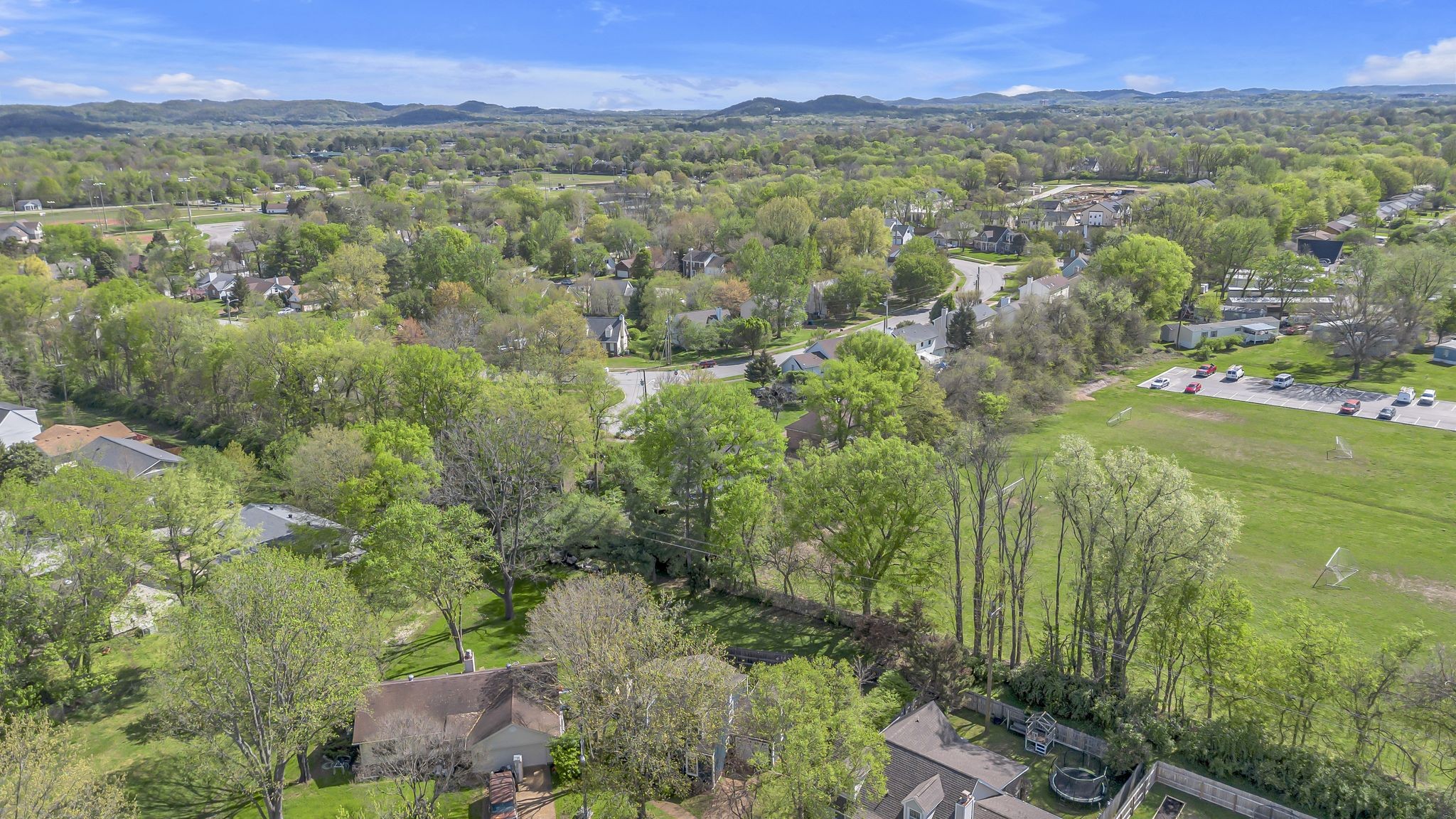 1922 Redbud Ct