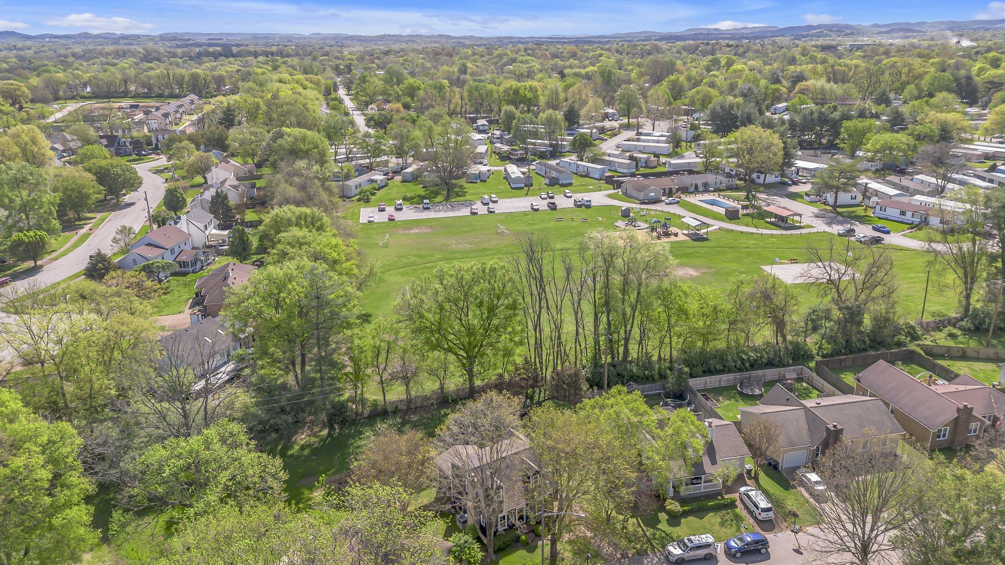 1922 Redbud Ct
