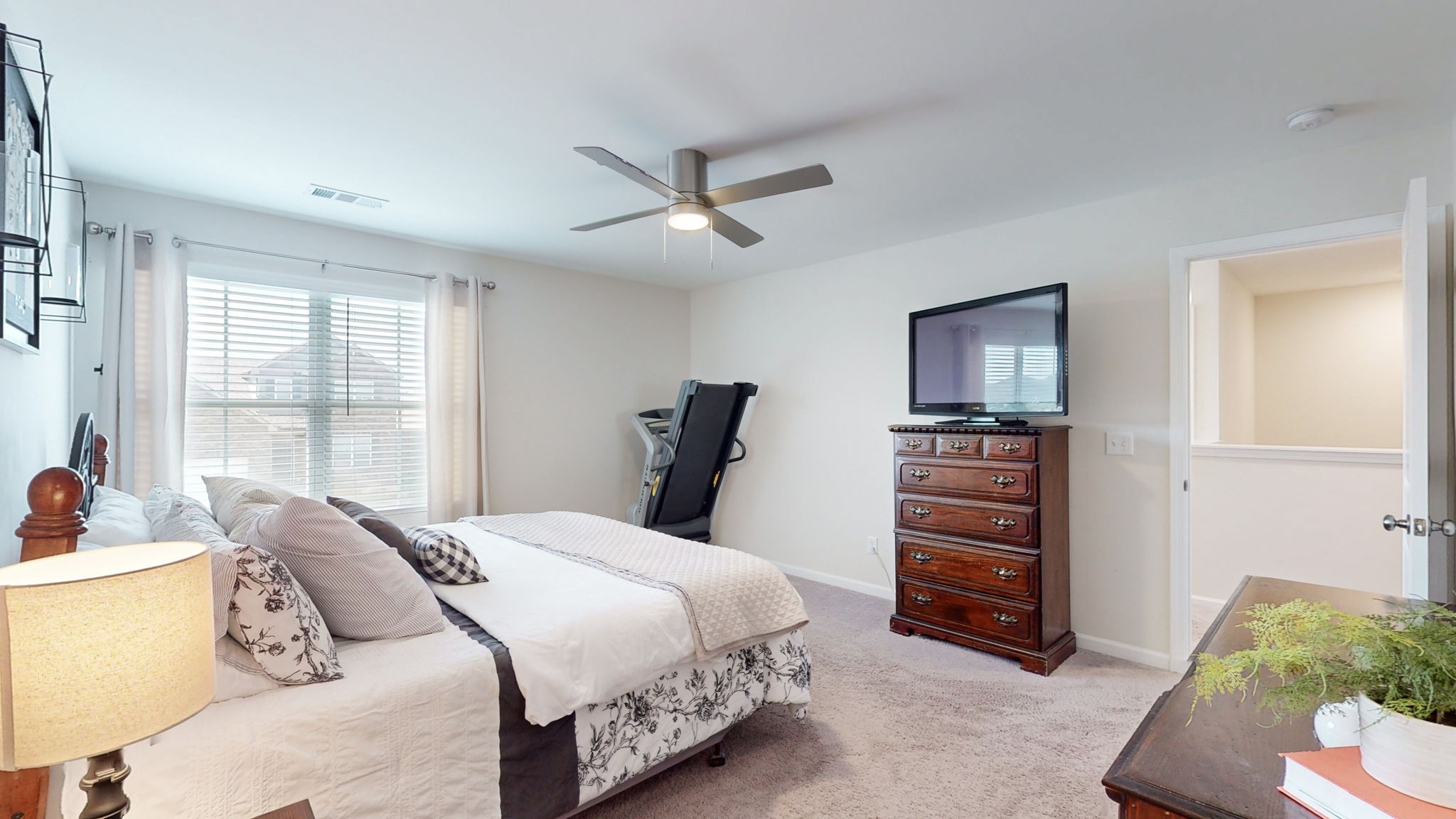 711 Amberton Dr
