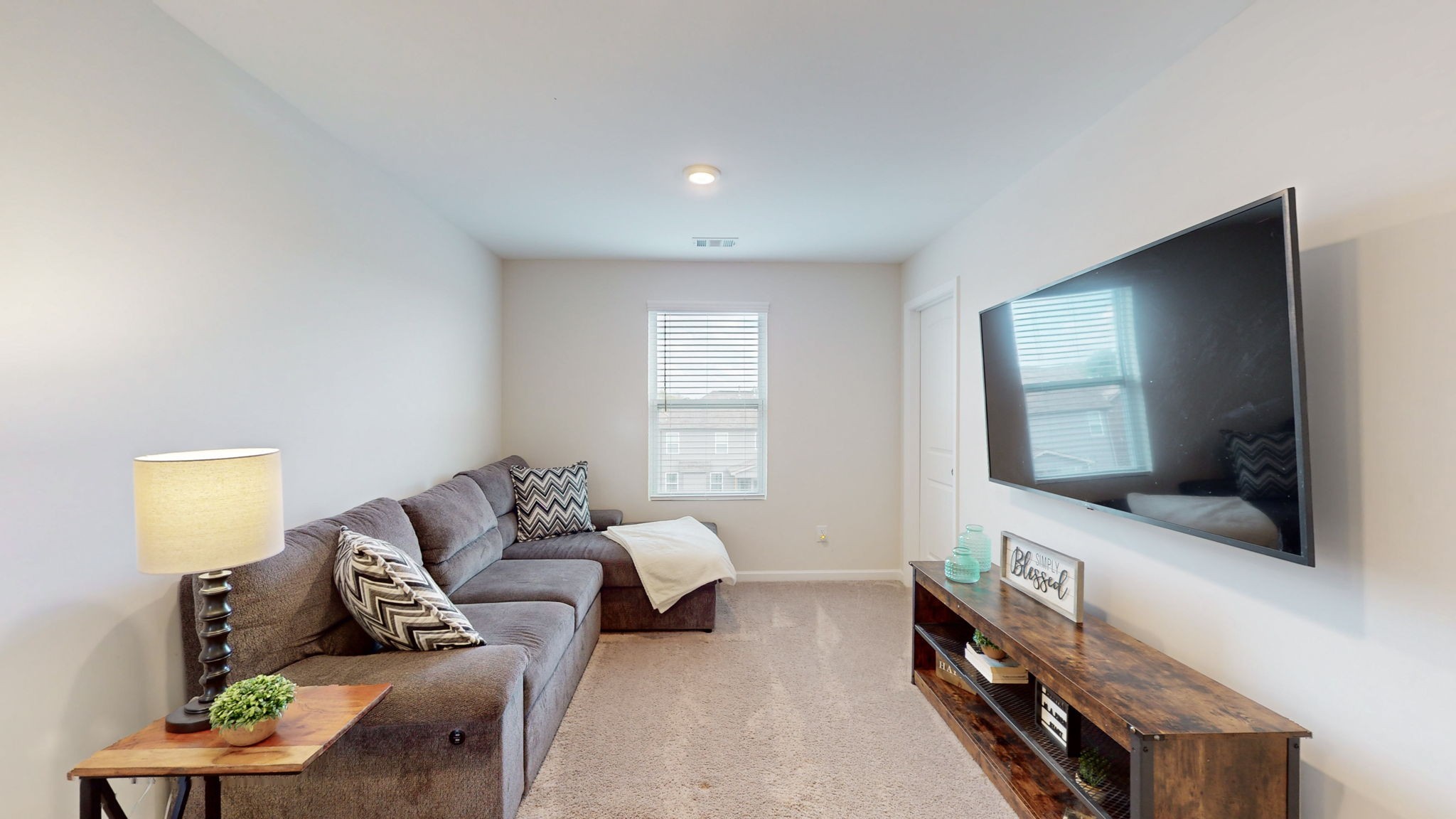 711 Amberton Dr