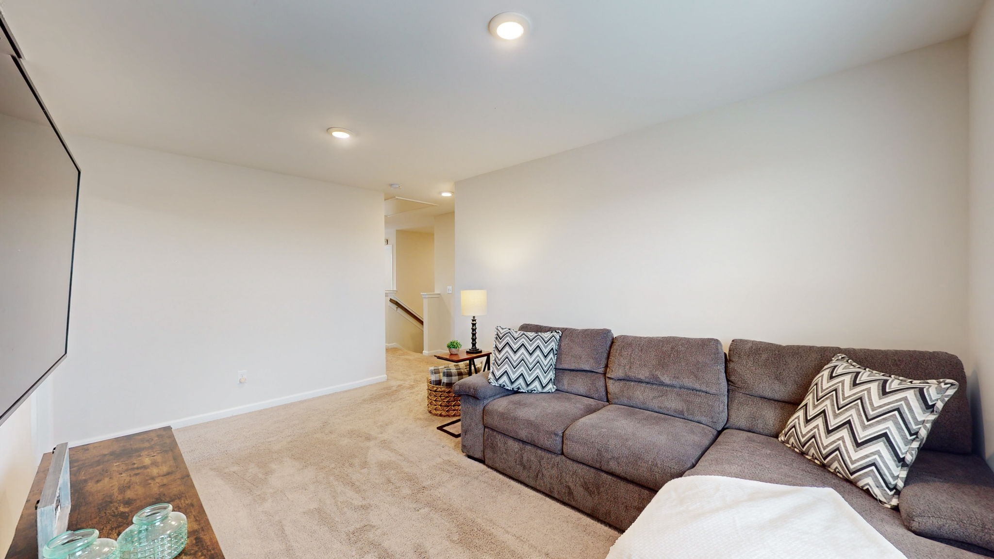 711 Amberton Dr