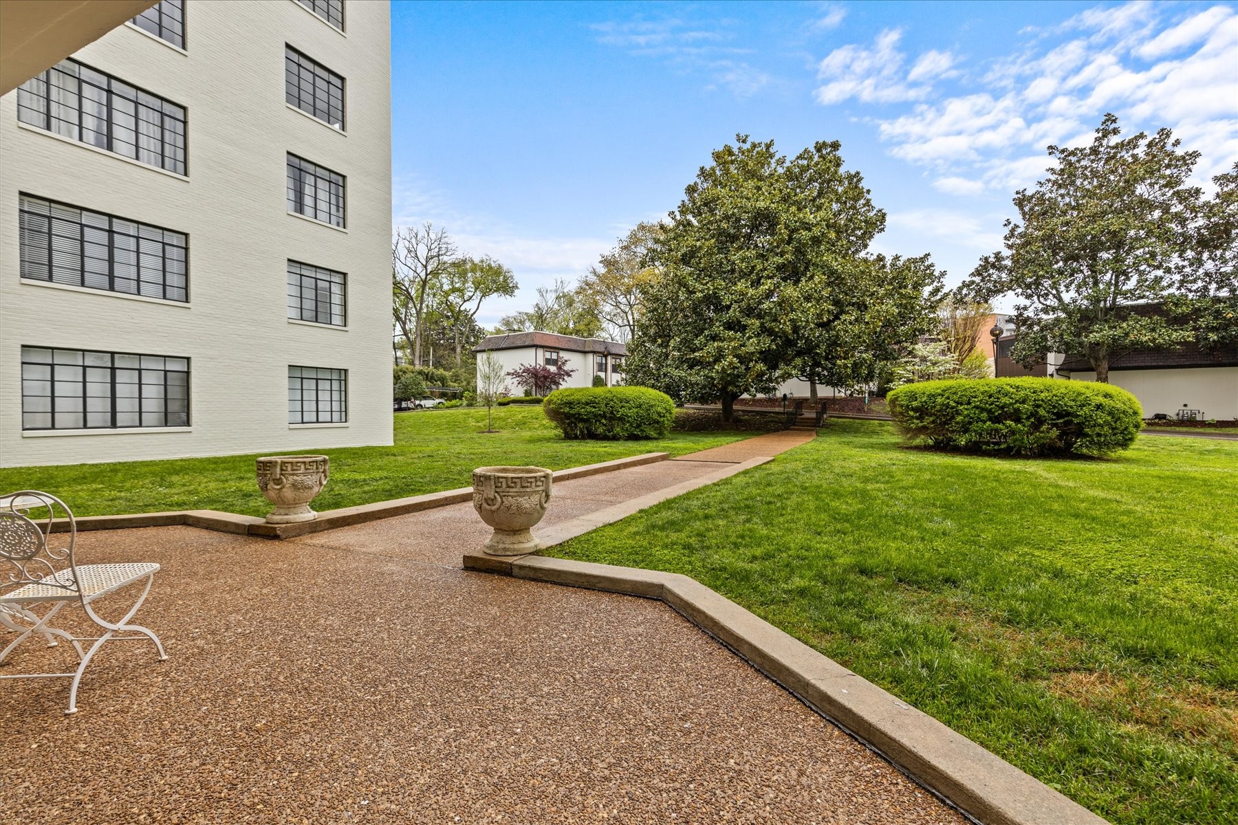4505 Harding Pike Unit: 63W
