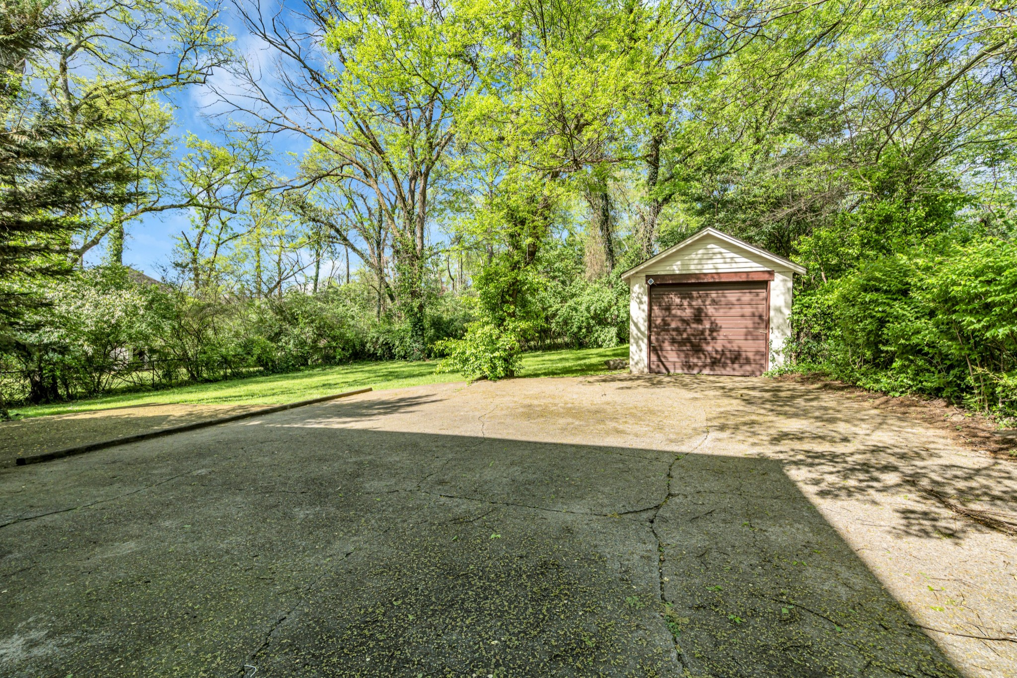 1005 Estes Rd