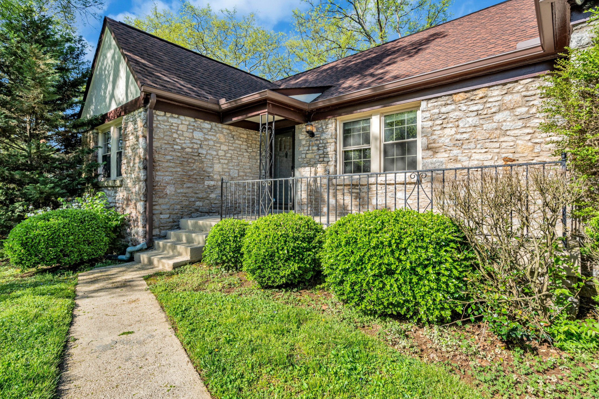 1005 Estes Rd