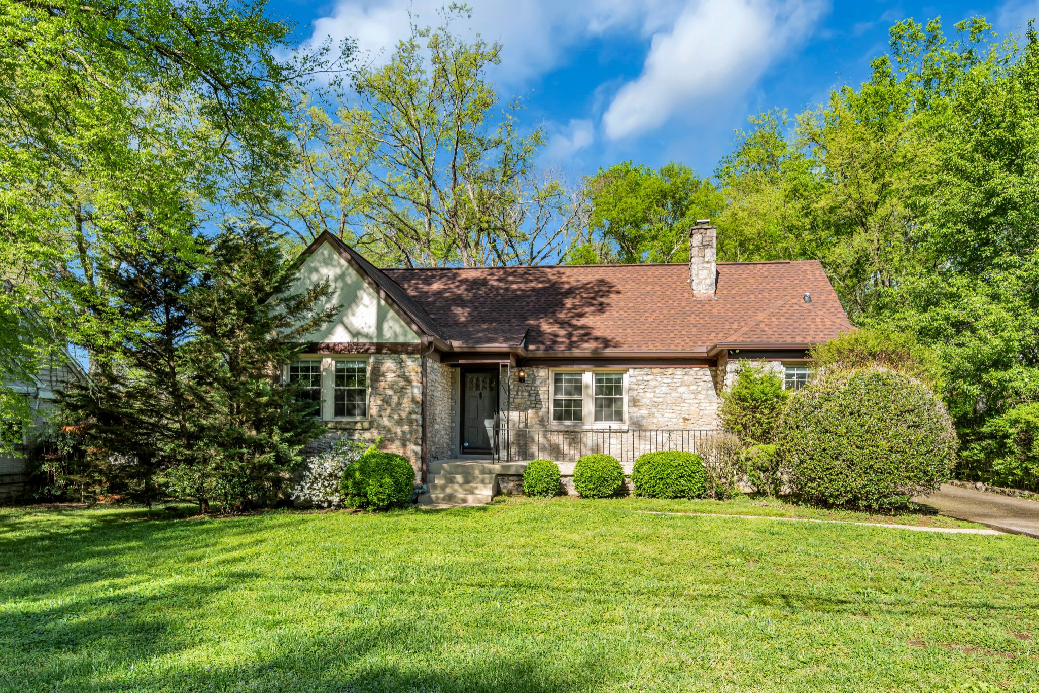 1005 Estes Rd