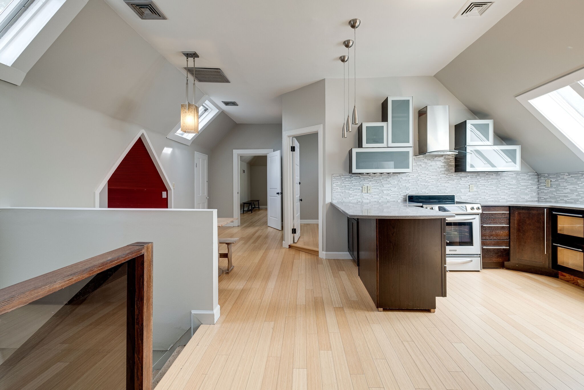 1909 18th Ave S Unit: B