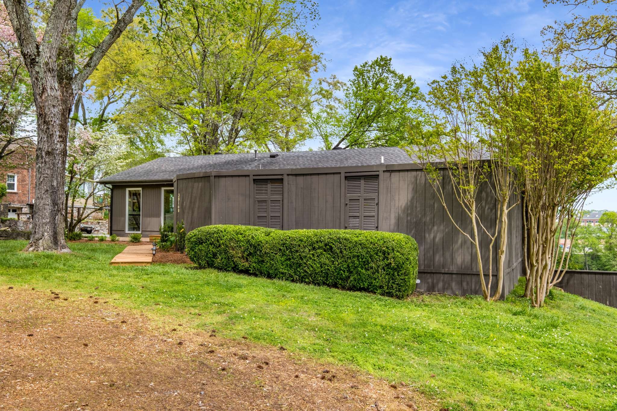 3816B Moss Rose Dr