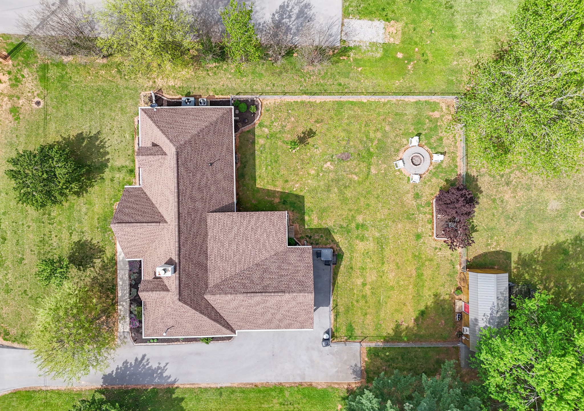 3027 Miles Dr