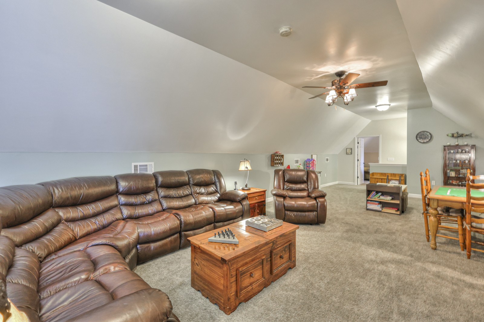 3027 Miles Dr