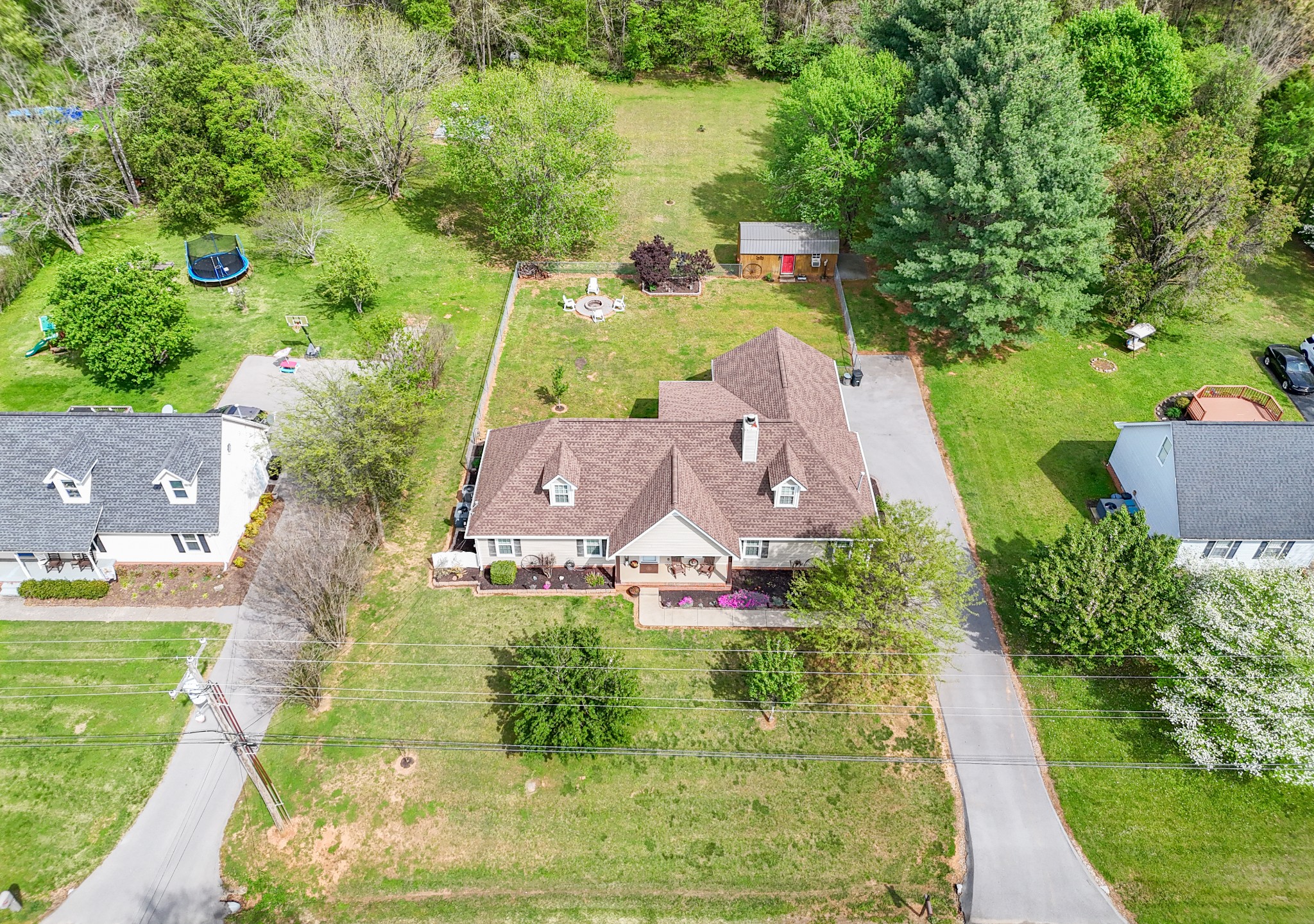 3027 Miles Dr
