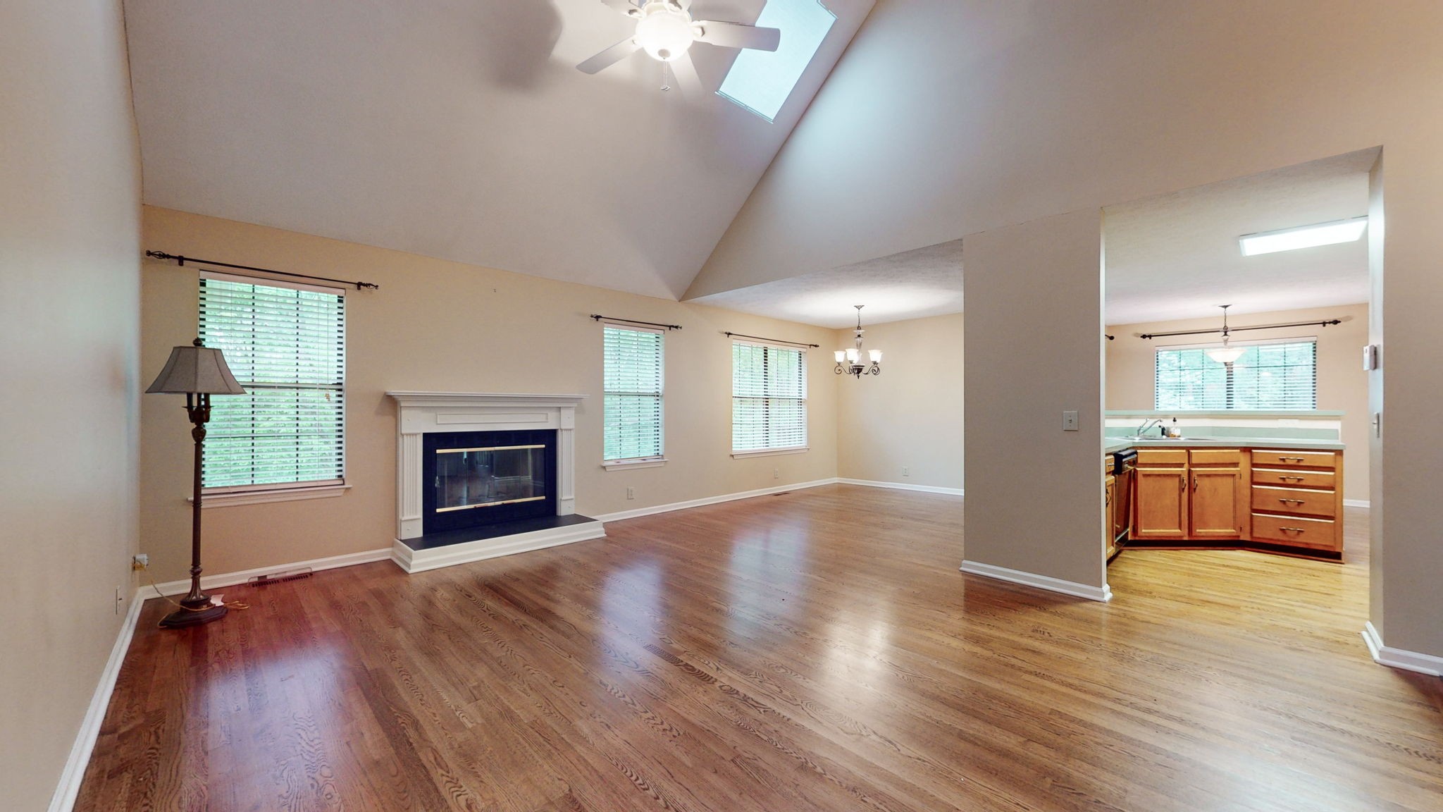 213 Woodfield Cv