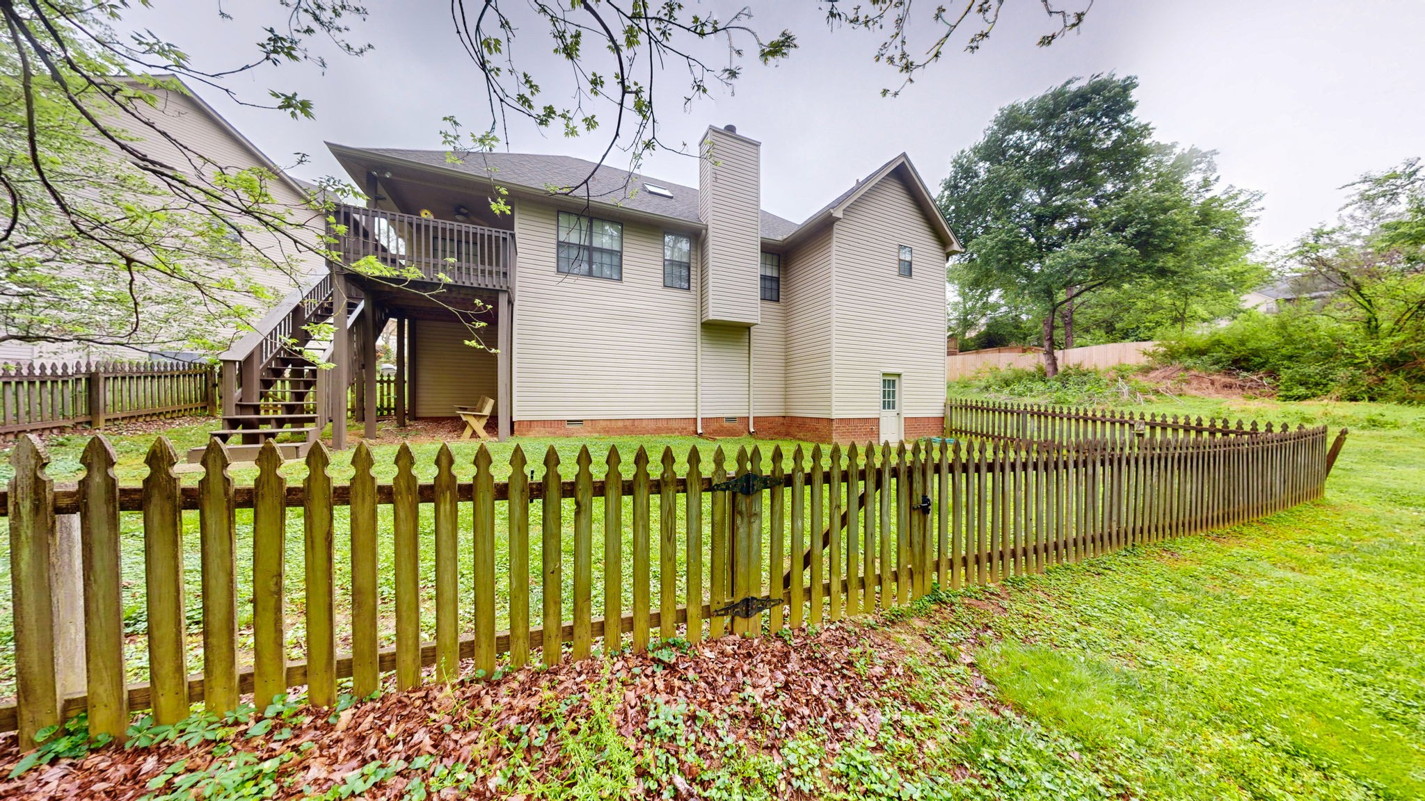 213 Woodfield Cv