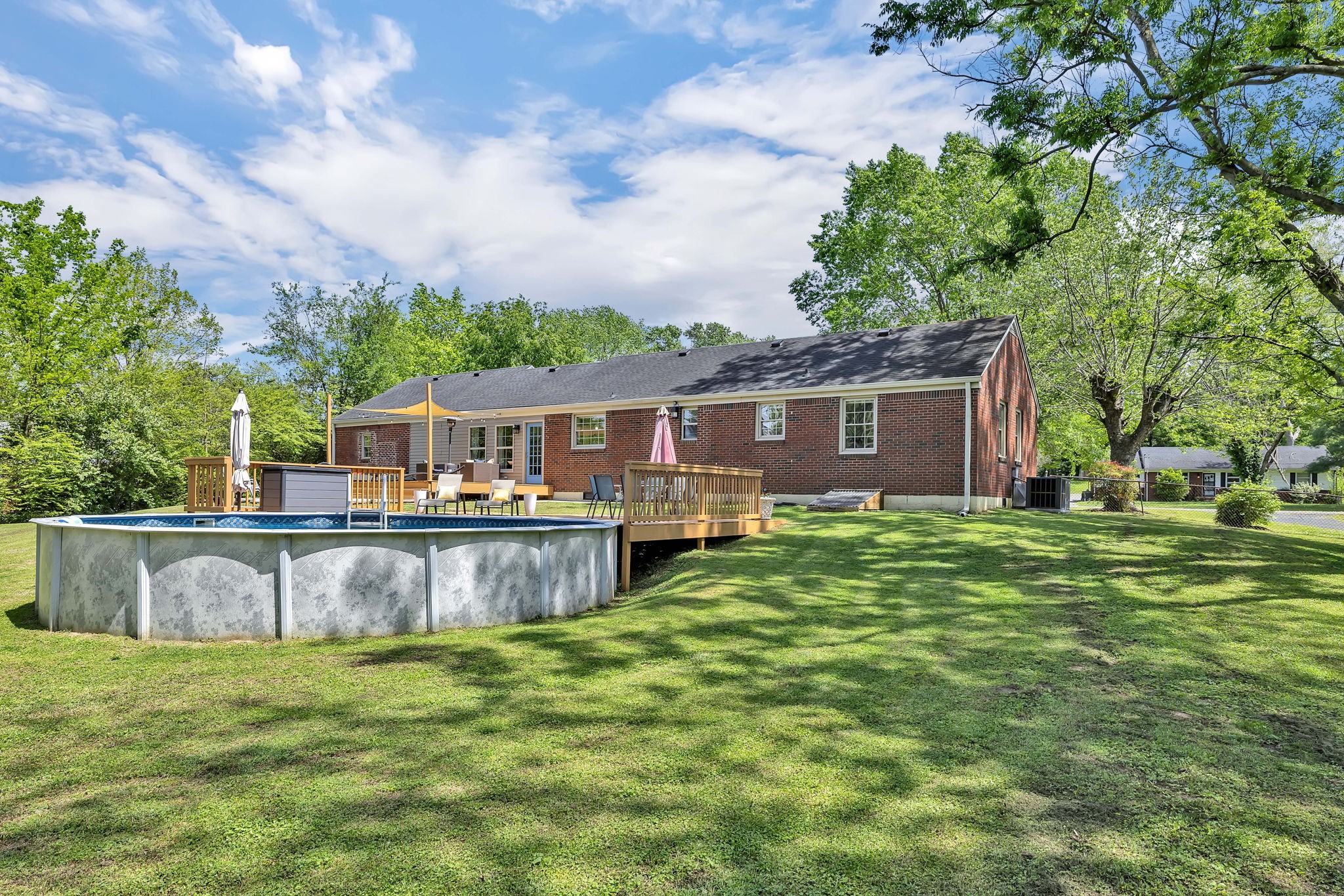 407 Barrett Rd