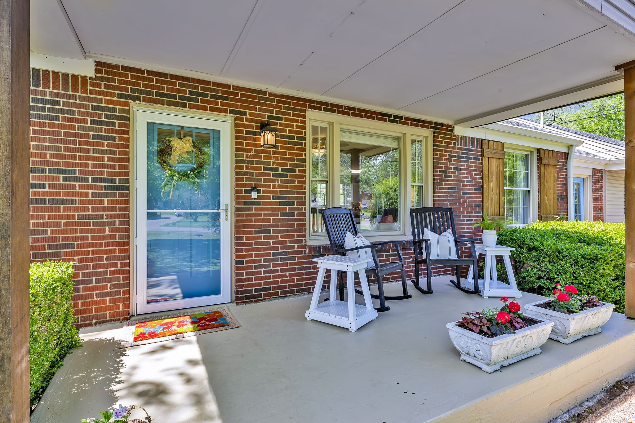 407 Barrett Rd