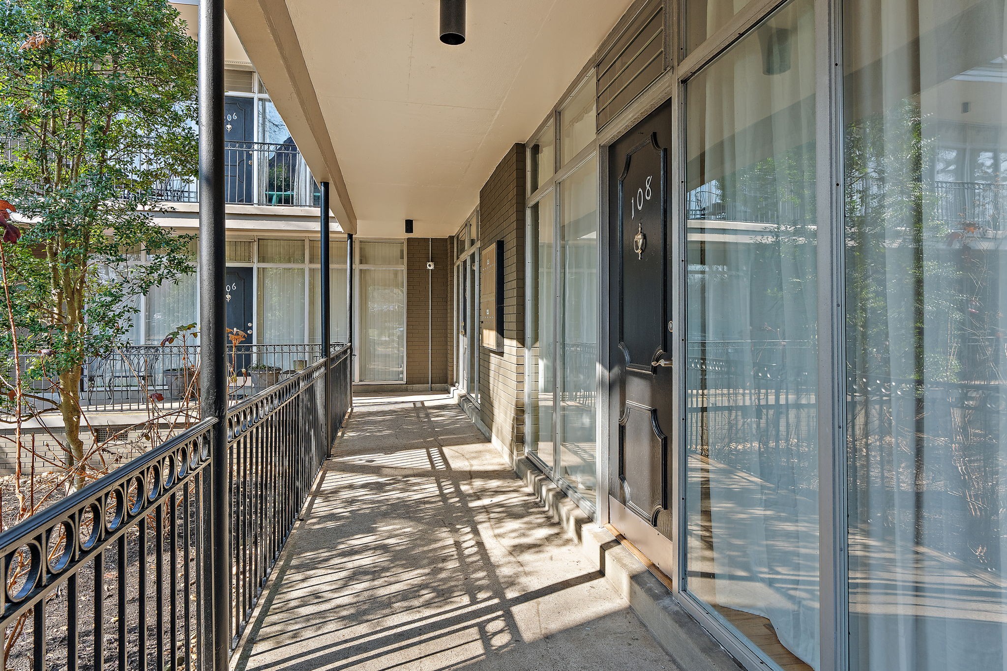 3909 Whitland Ave Unit: 108