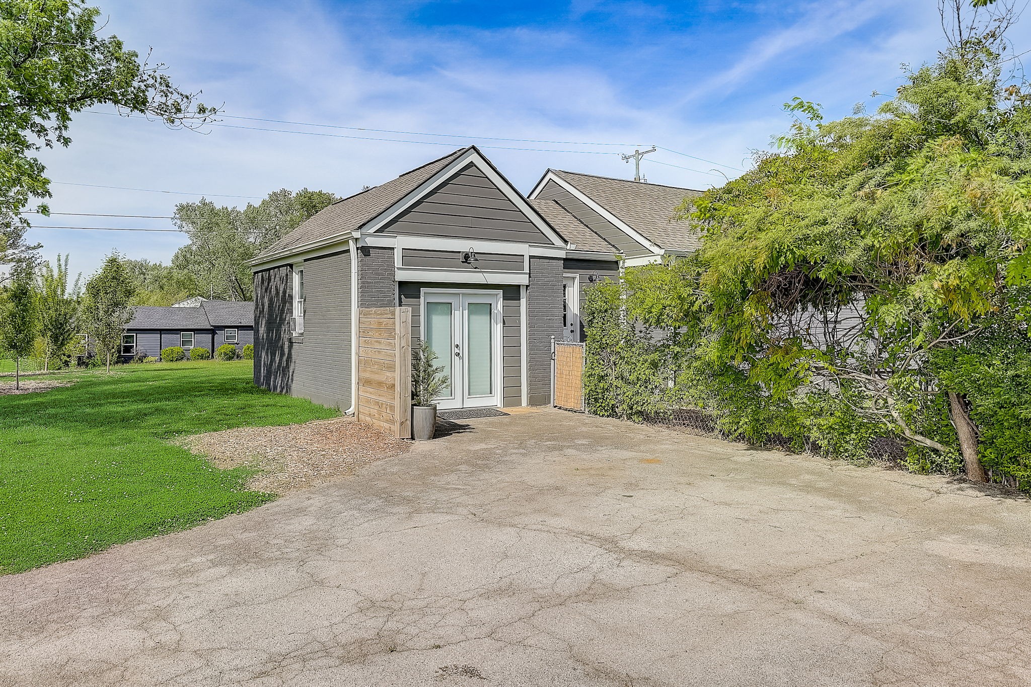2301 Weona Dr