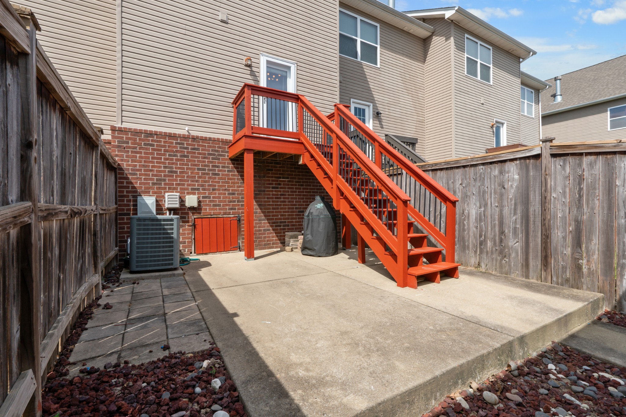 1322 Riverbrook Dr