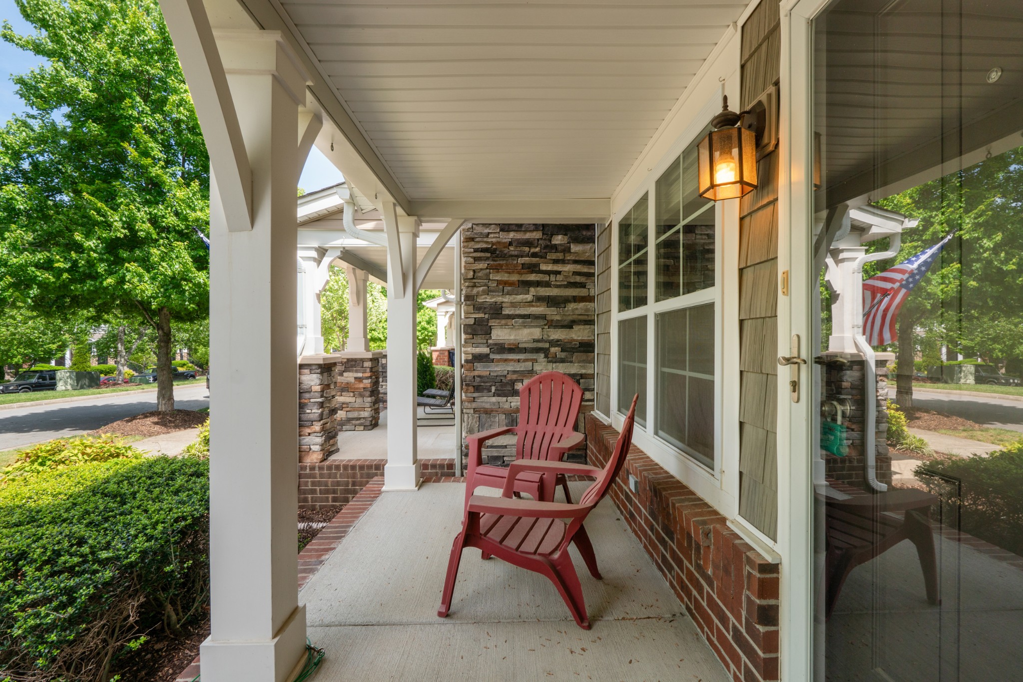 1322 Riverbrook Dr