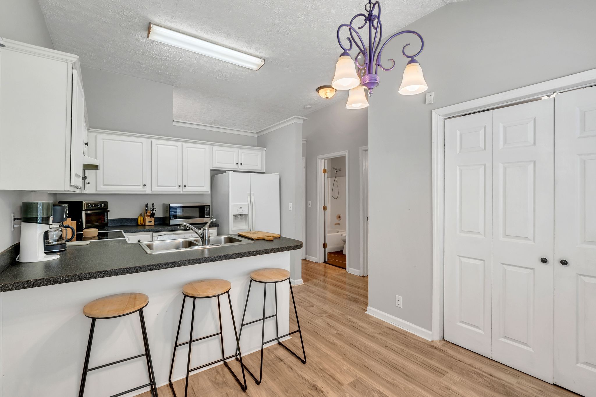 1009 Hunters Meadow Ln