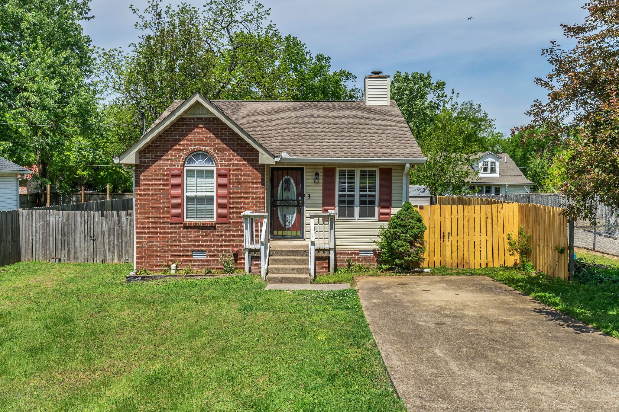 1009 Hunters Meadow Ln