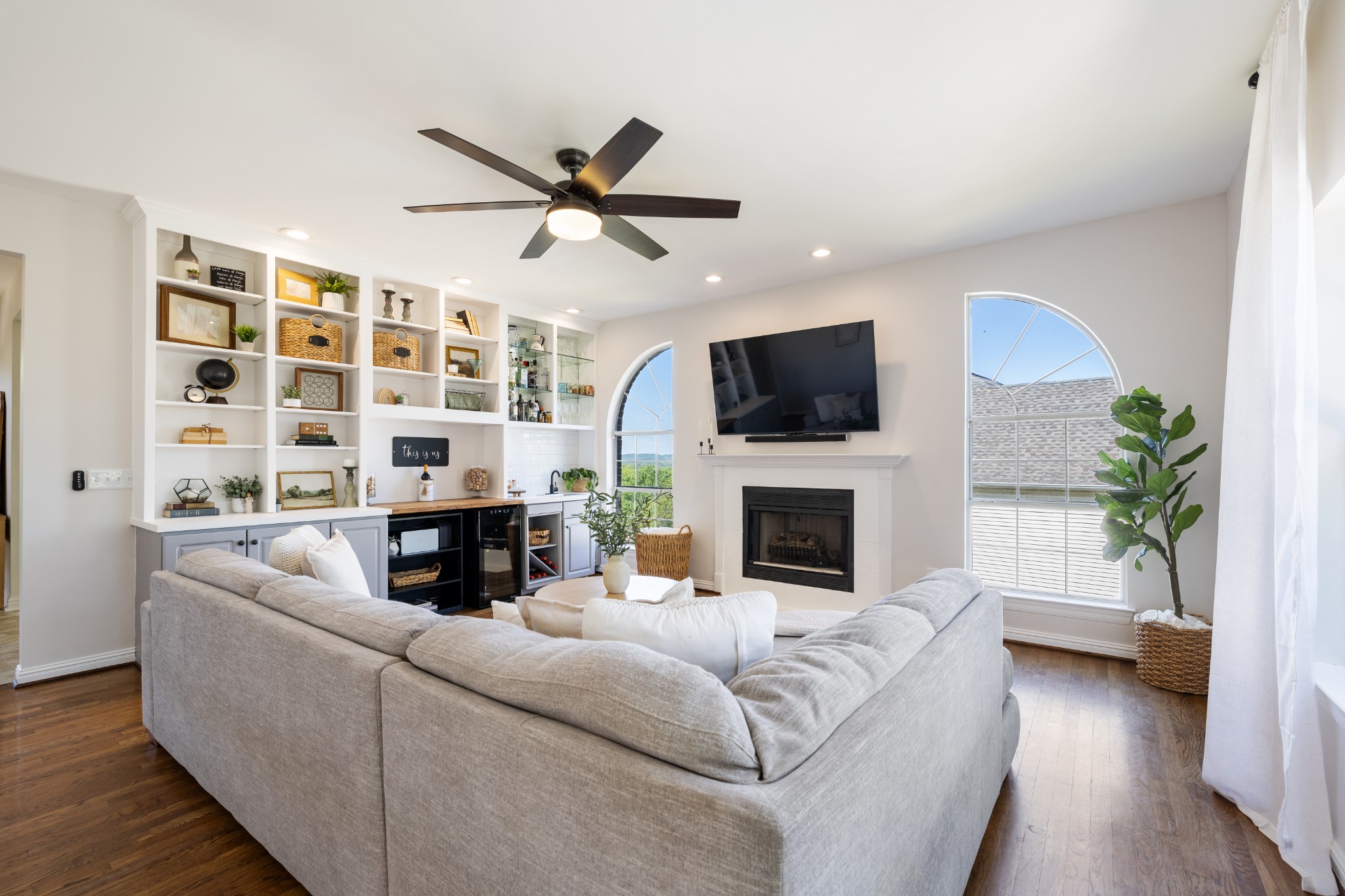 3082 Liberty Hills Dr