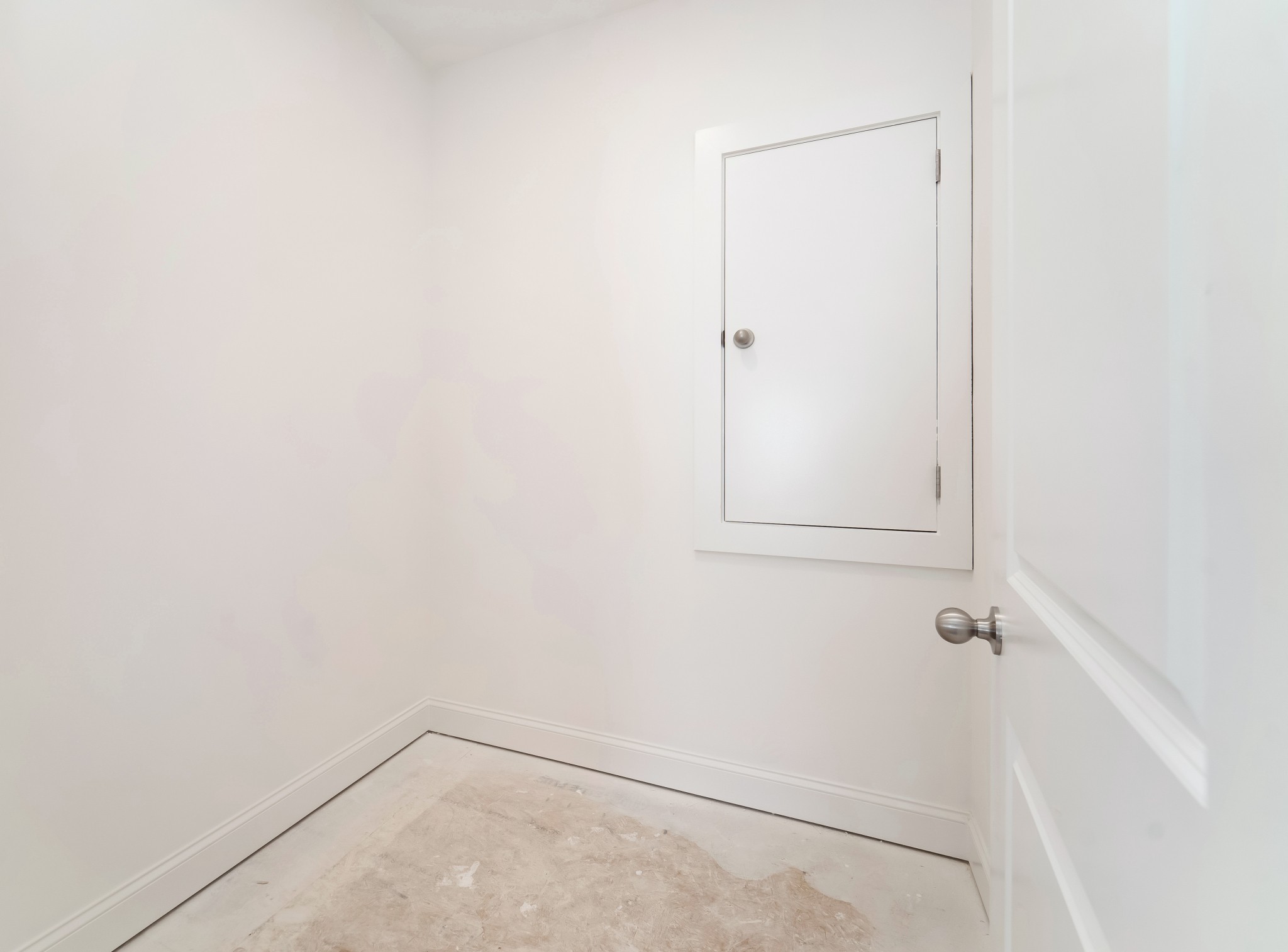 5443 Bridgemore