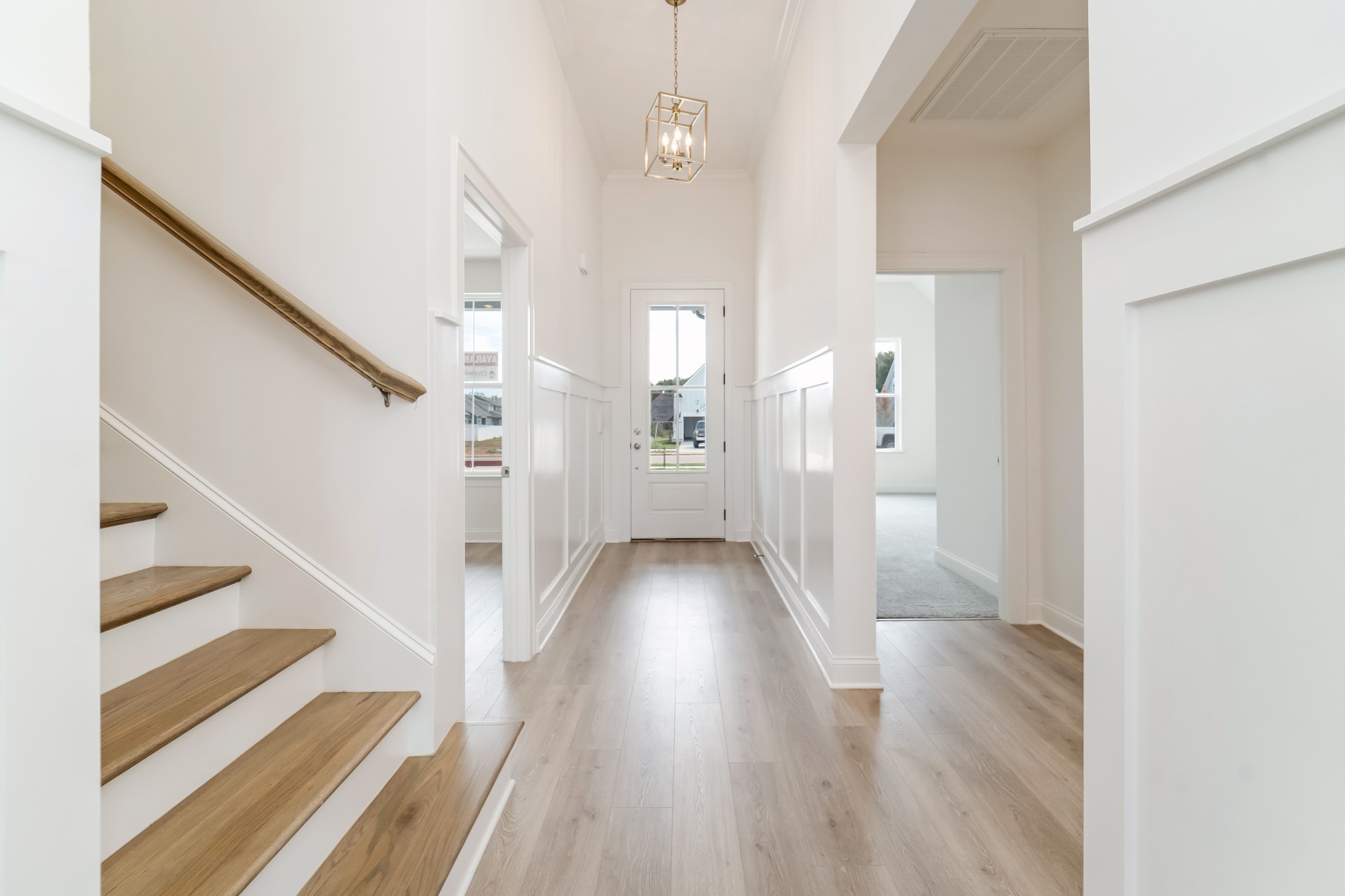 5443 Bridgemore