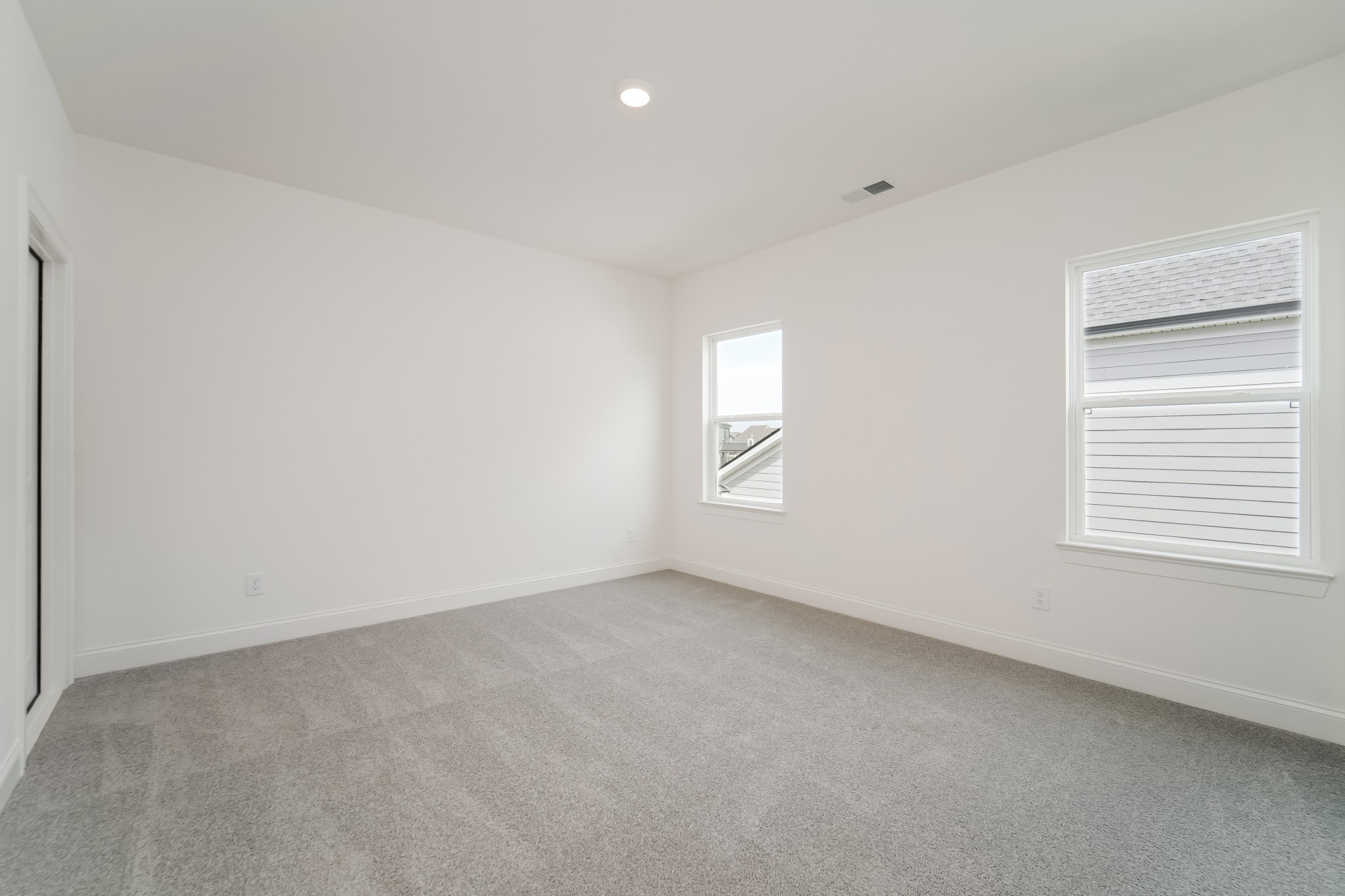 5443 Bridgemore