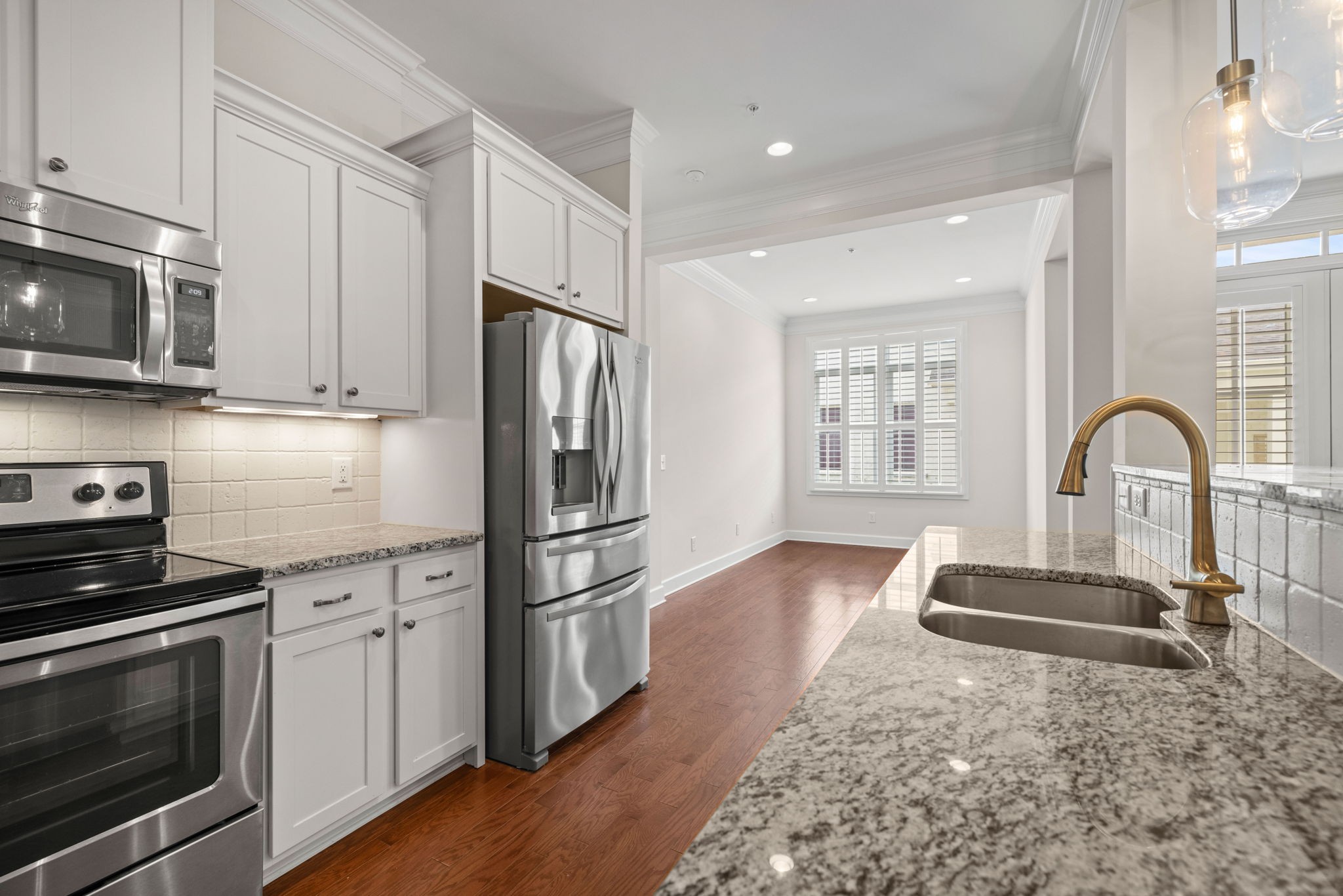 106 Front St Unit: 12