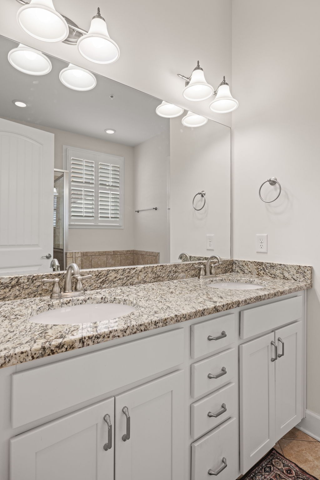 106 Front St Unit: 12