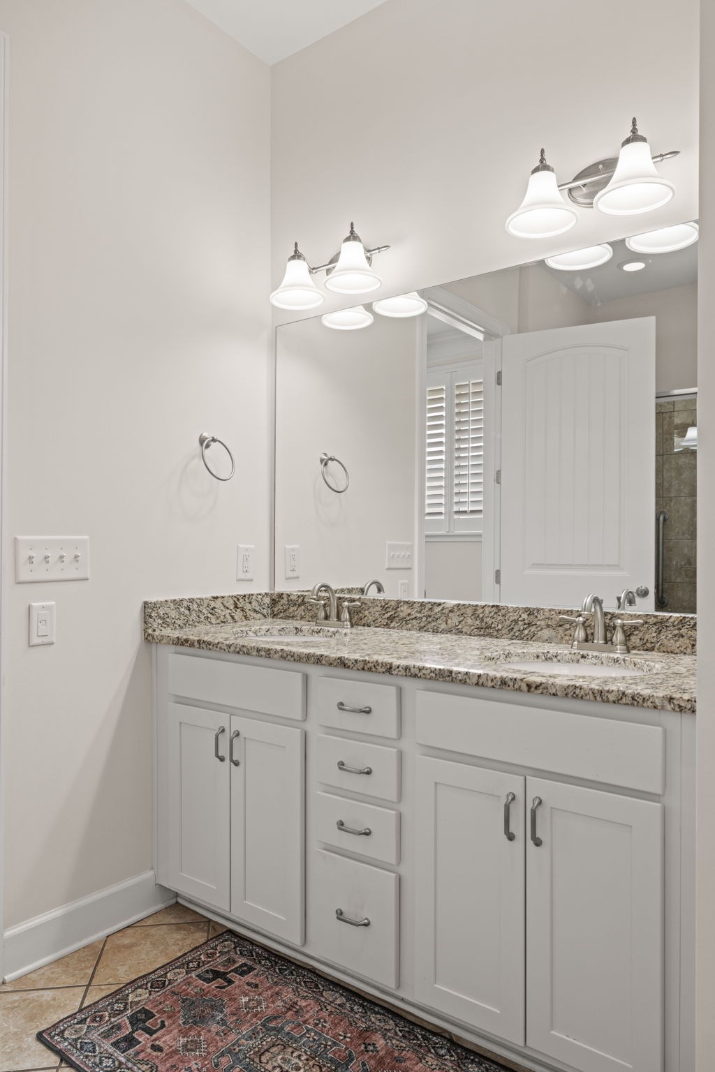 106 Front St Unit: 12