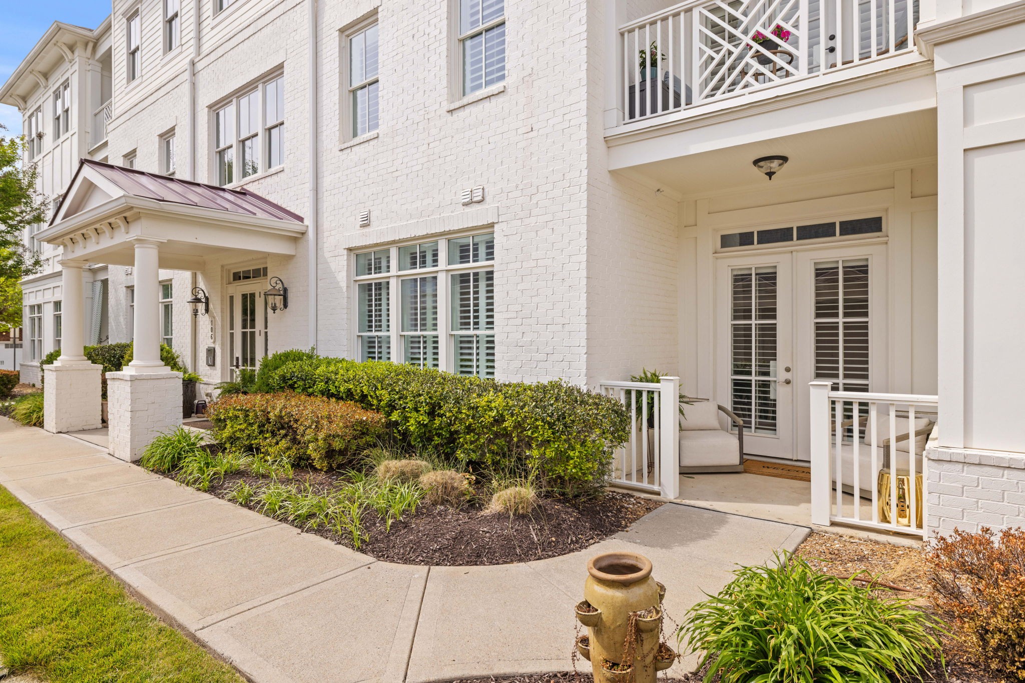 106 Front St Unit: 12