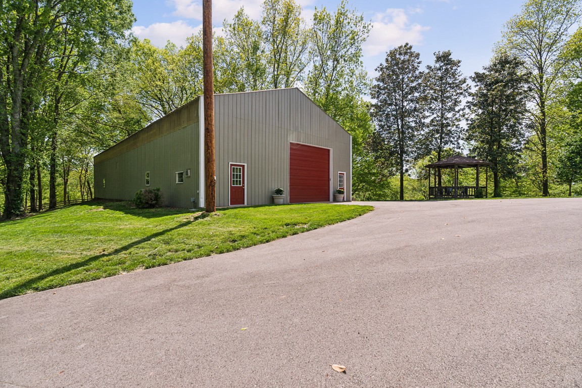 1885 Evergreen Rd